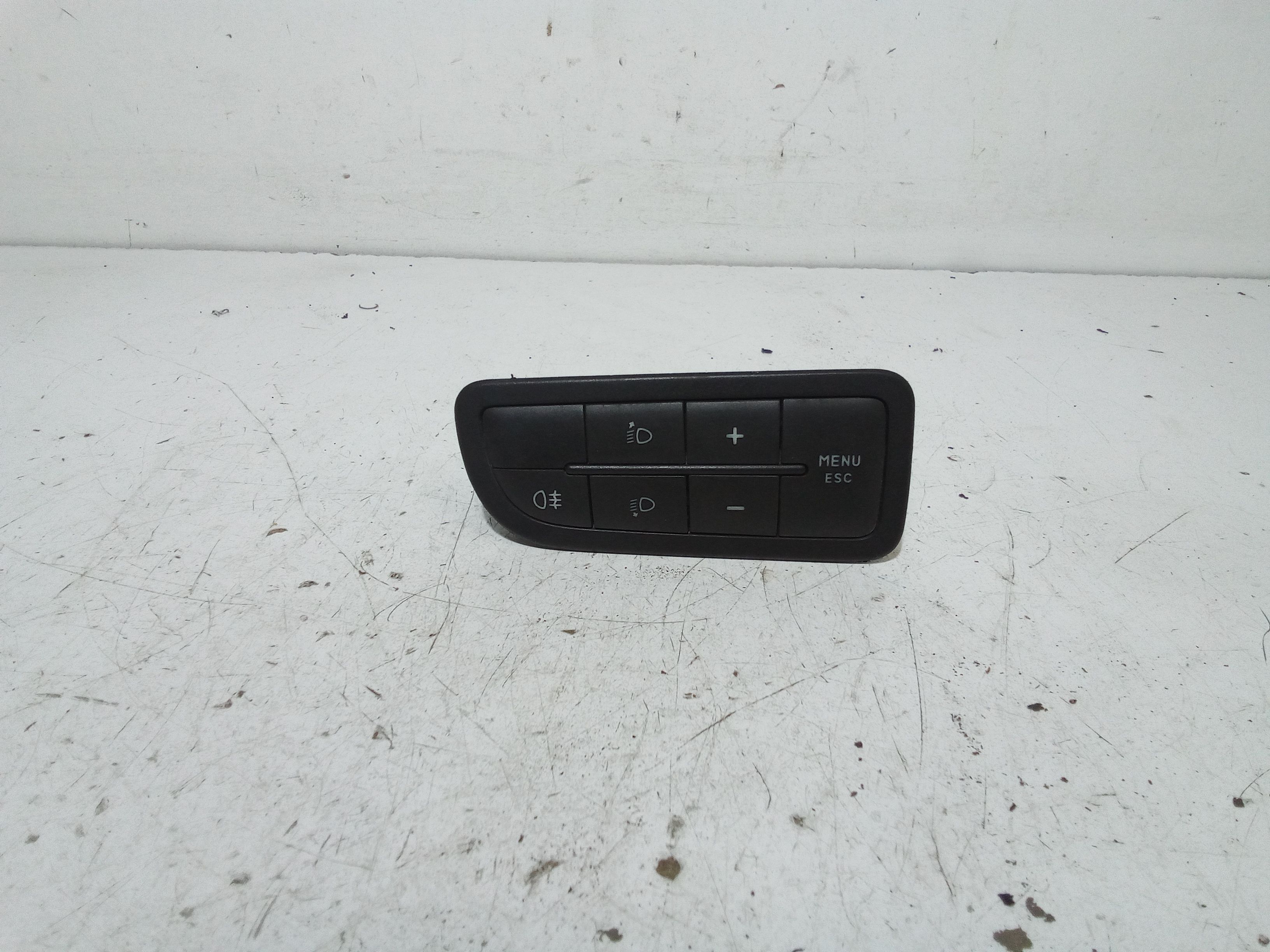 Interruttore Blocco Comando Luci 735604108 Usato