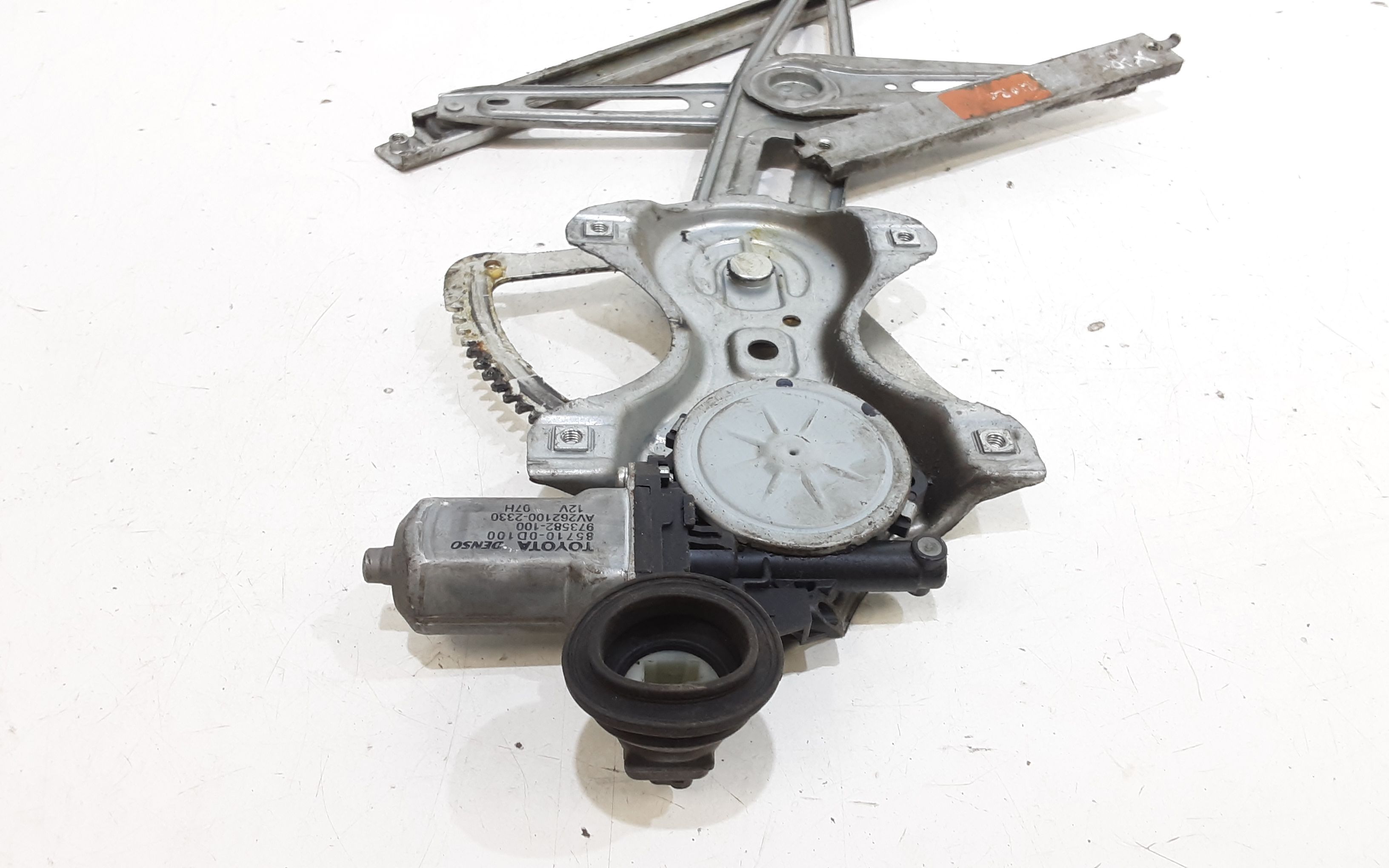 Alzacristallo Porta Ant. Destro 698100D010 Usato