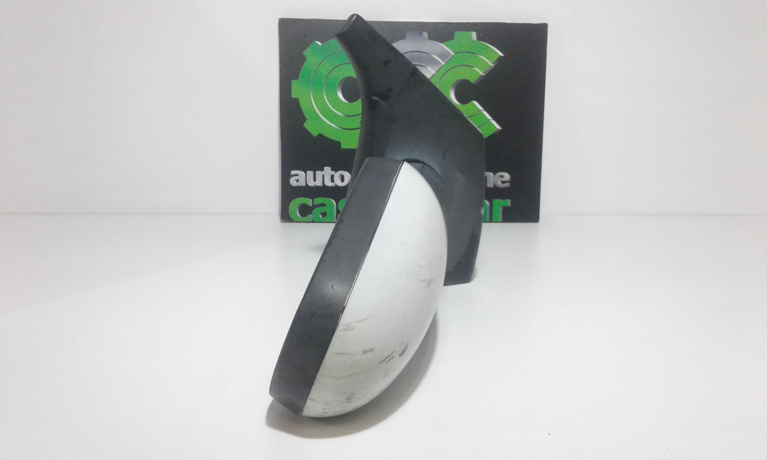 Retrovisore Est. Destro Usato