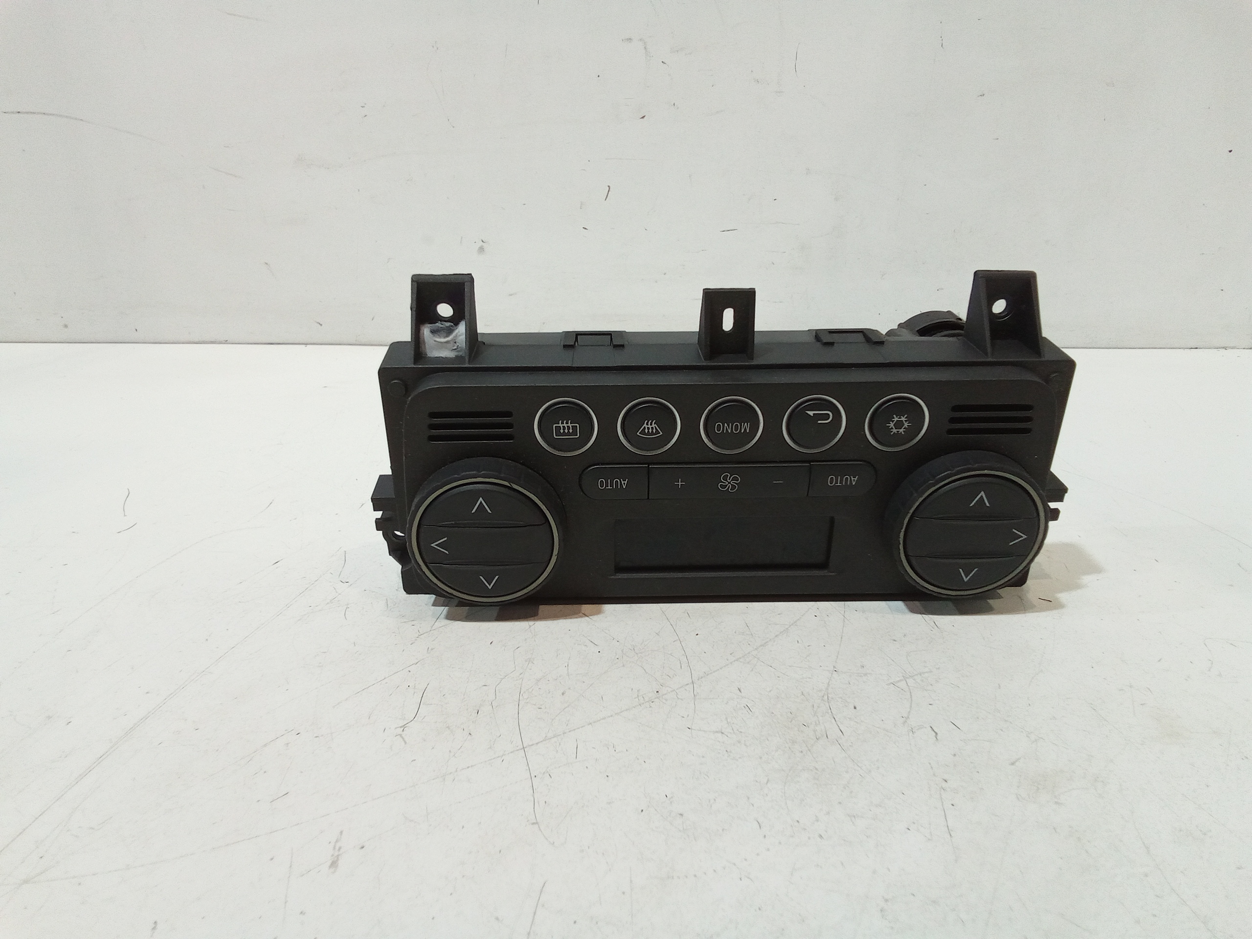 Blocco Comando Climatizzazione 60696621 Usato