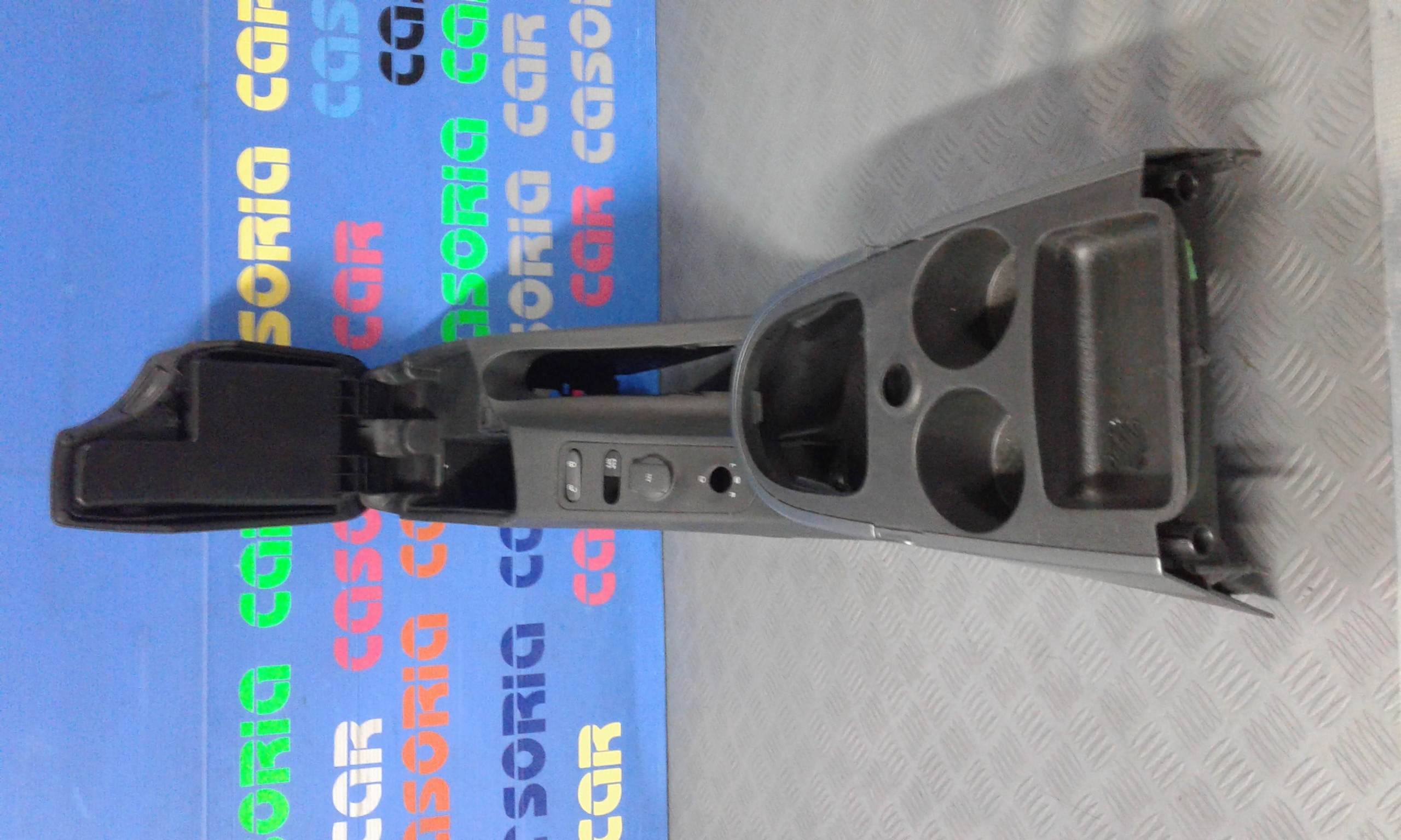 Contenitore P/appoggiabraccio Sedile Ant., Sportello Appoggiabraccio Sedile Ant., Appoggiabraccio Sedile Ant. Sinistro Usato