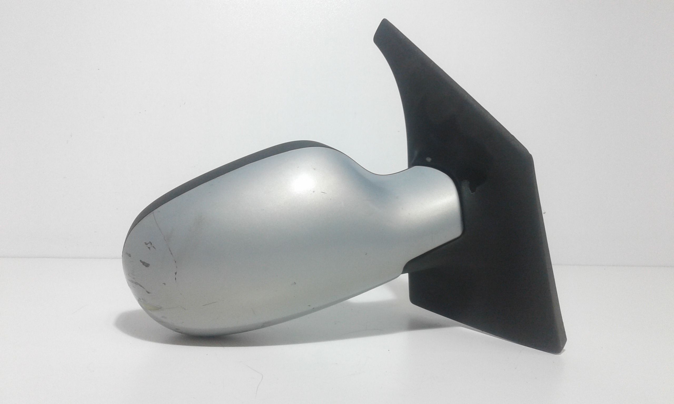 Retrovisore Est. Destro Usato