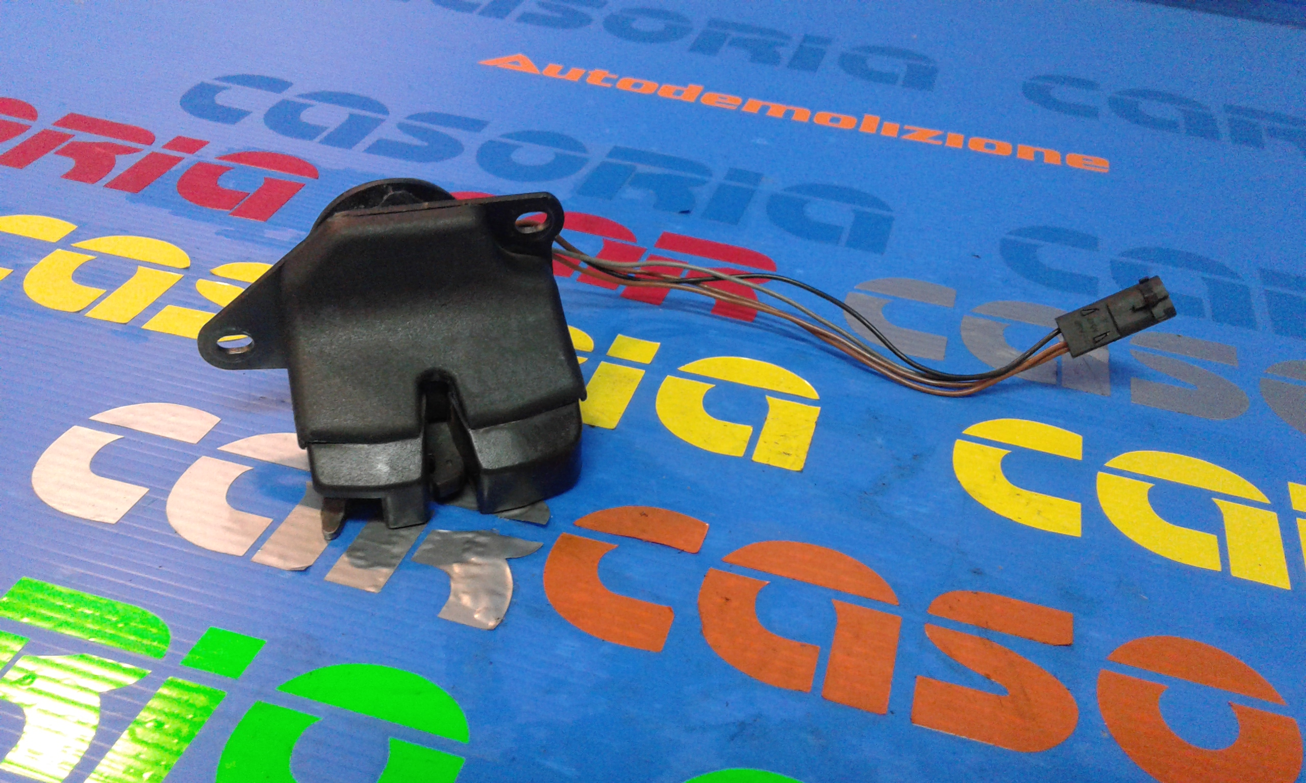 Serratura Cofano Post. Usato