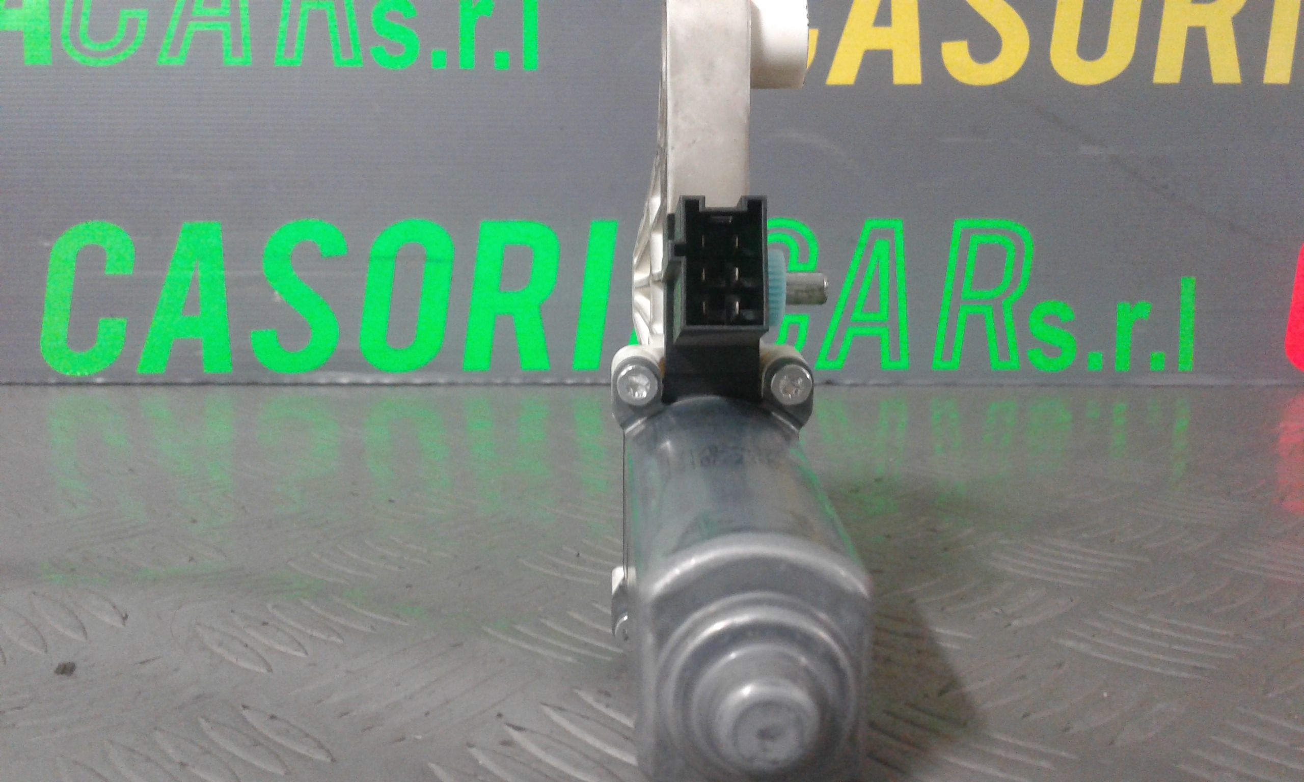 Motorino Alzacristallo Porta Ant. Sinistro A1698204142 Usato