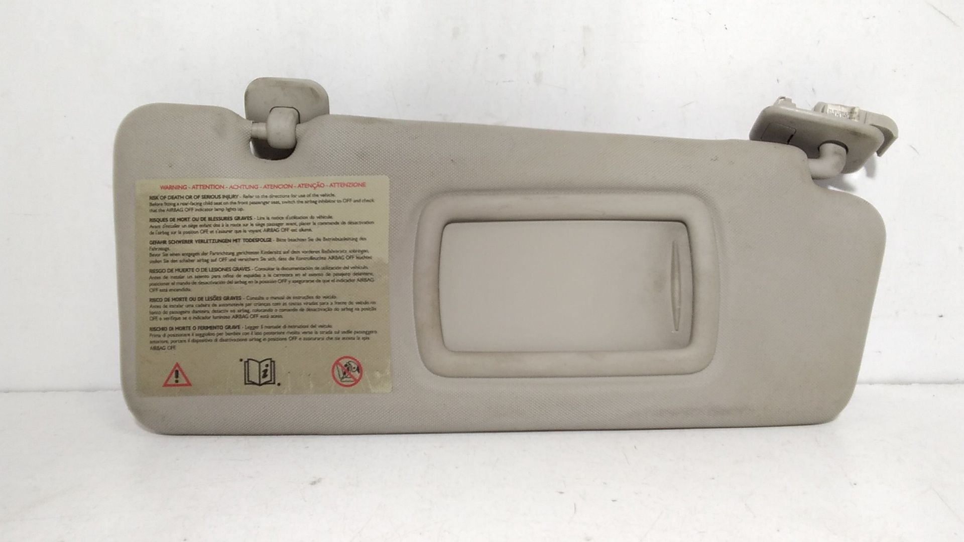 Aletta Parasole Parabrezza Destro 964001446R Usato