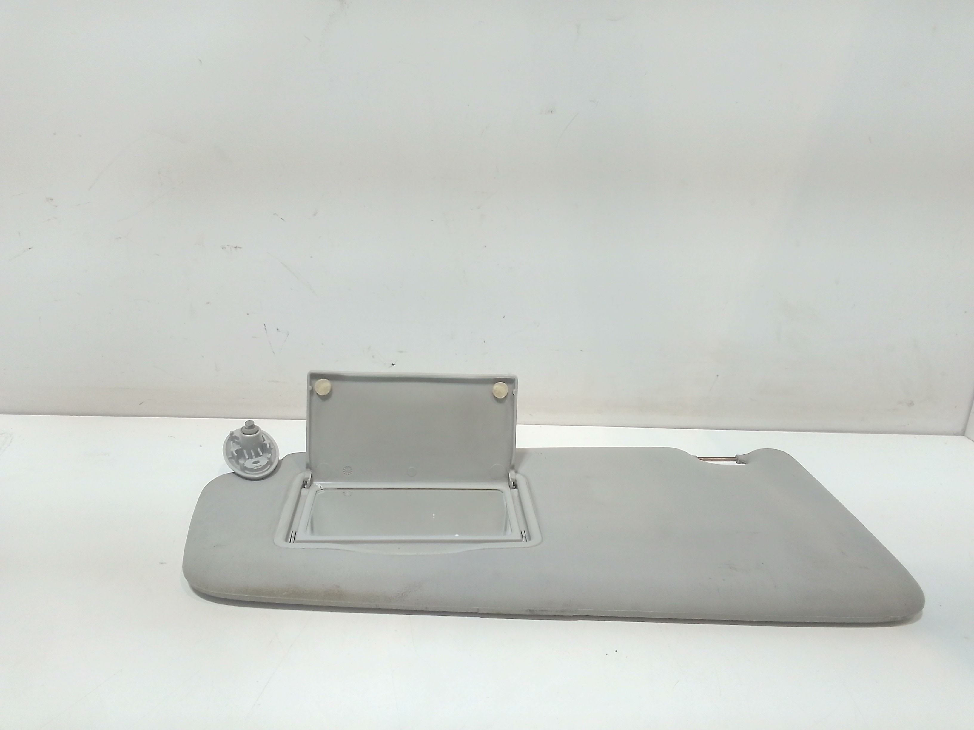 Aletta Parasole Parabrezza Sinistro 1599321 Usato