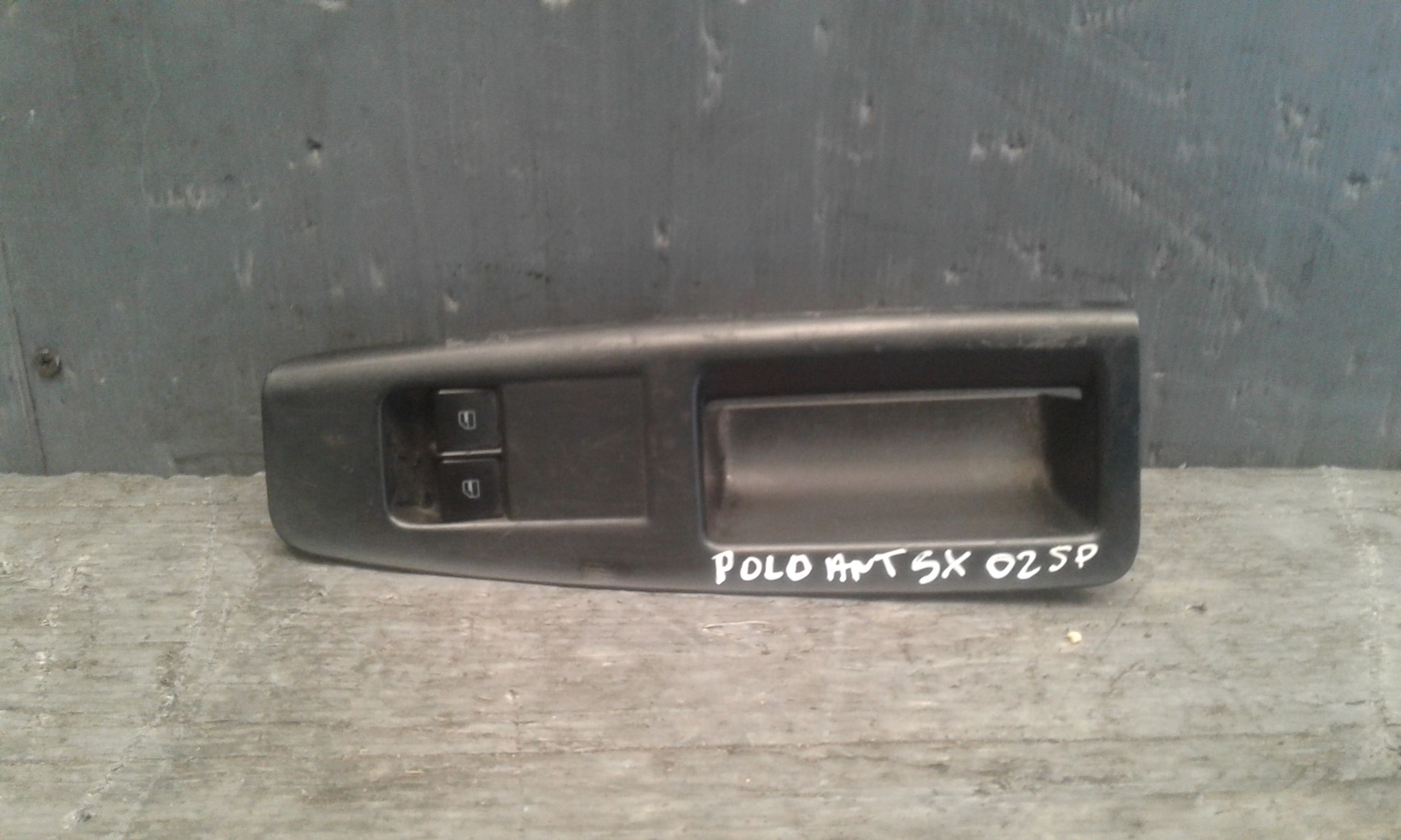 Interruttore Alzacristalli Porta Ant. Sinistro 6Q09598589B9 Usato