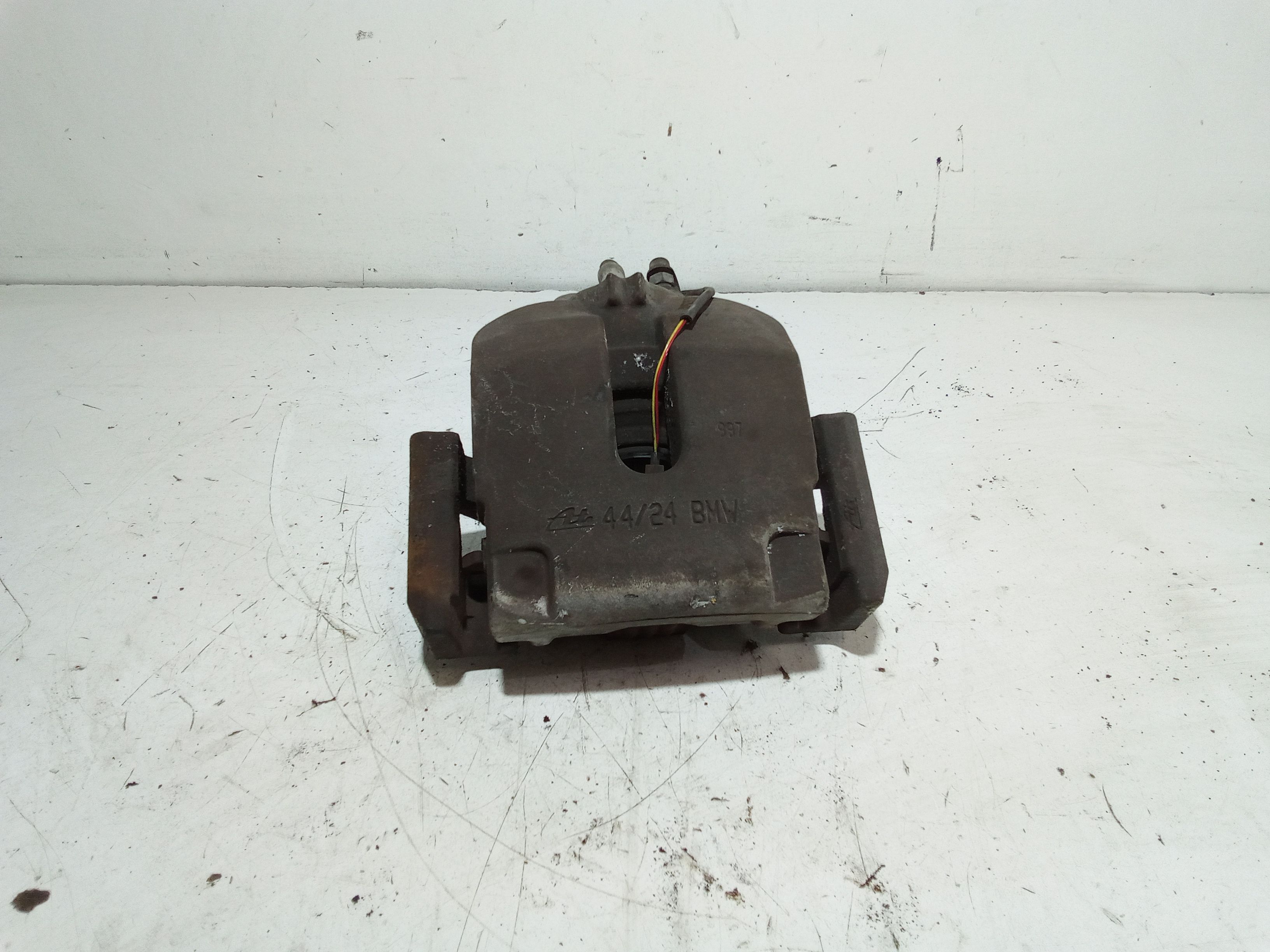 Pinza Freno Post. Destro 34216776788 Usato