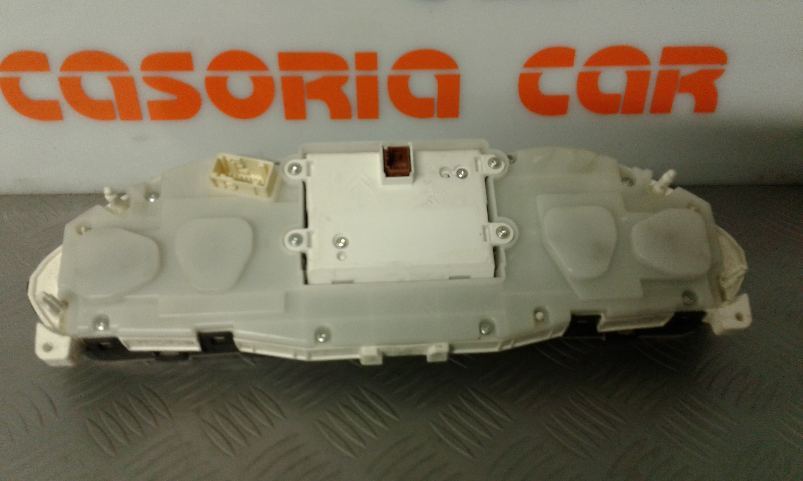 Quadro Portastrumenti Usato