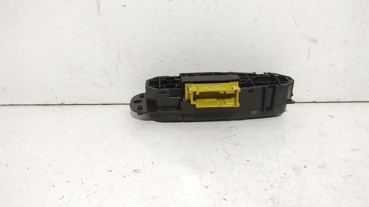 Interruttore Alzacristalli Porta Ant. Sinistro Usato