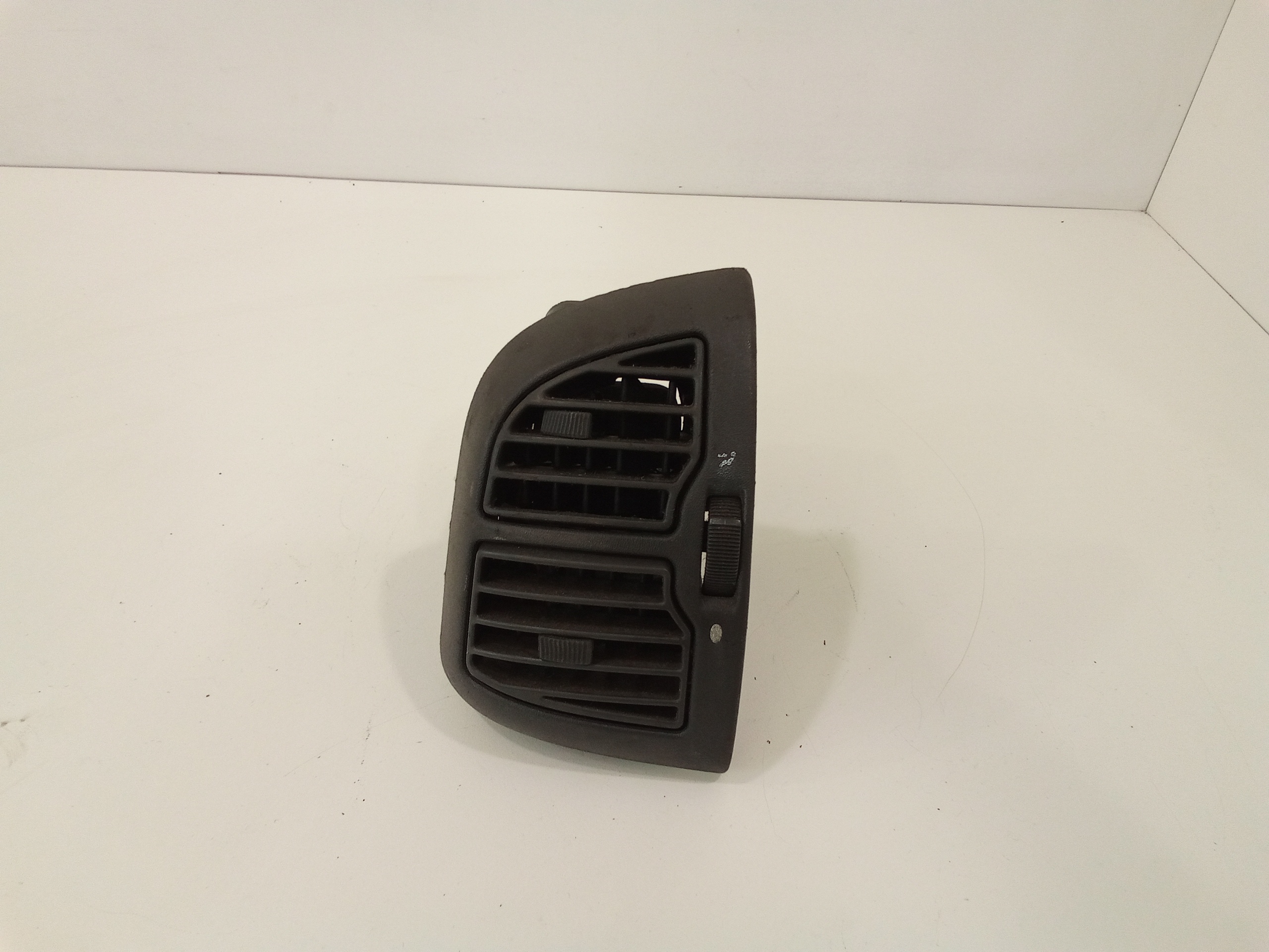 Condotto Aria Bocchette Lat. Cruscotto Sinistro Usato