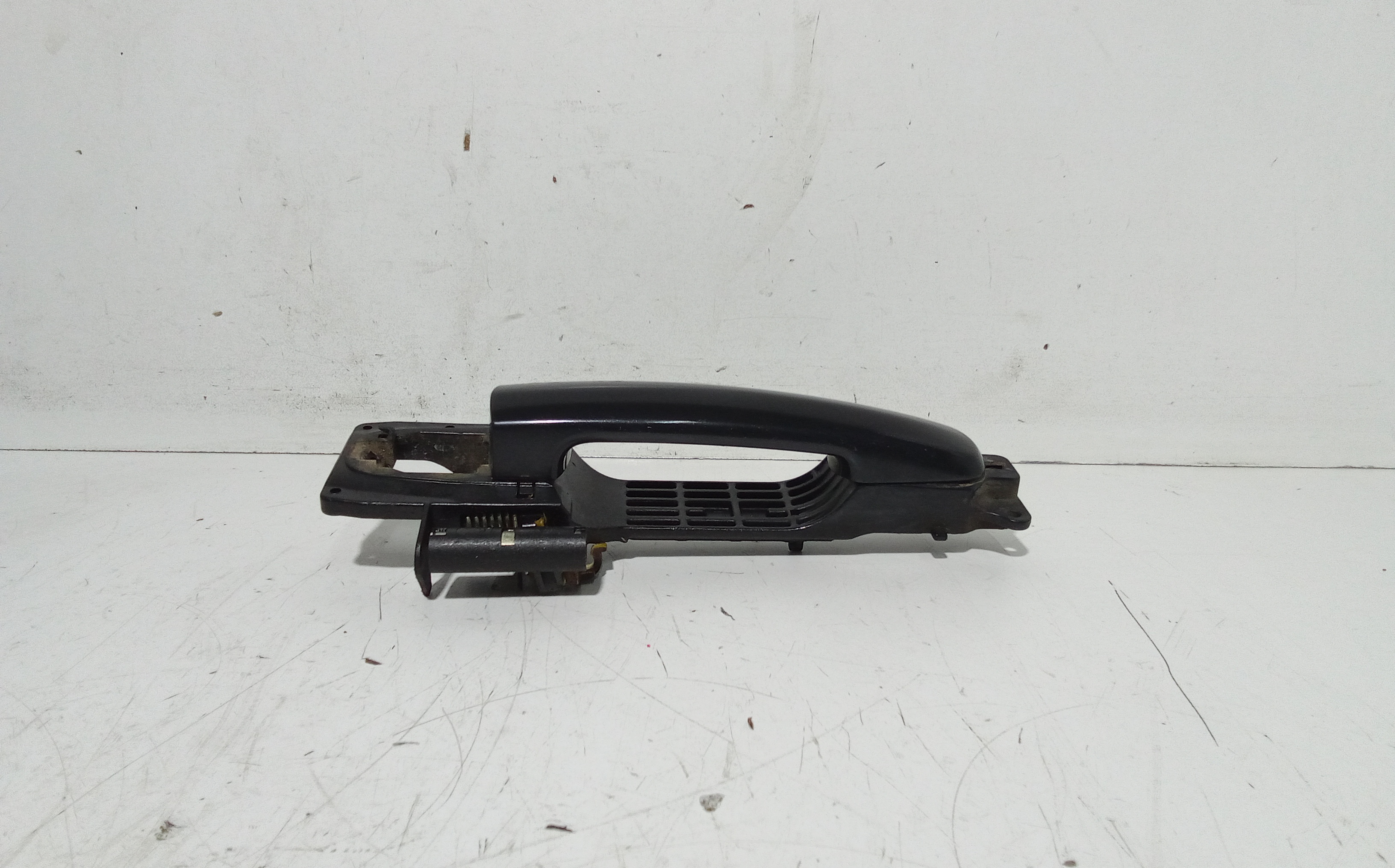 Maniglia Porta Ant. Sinistro 8281063811ZCC Usato