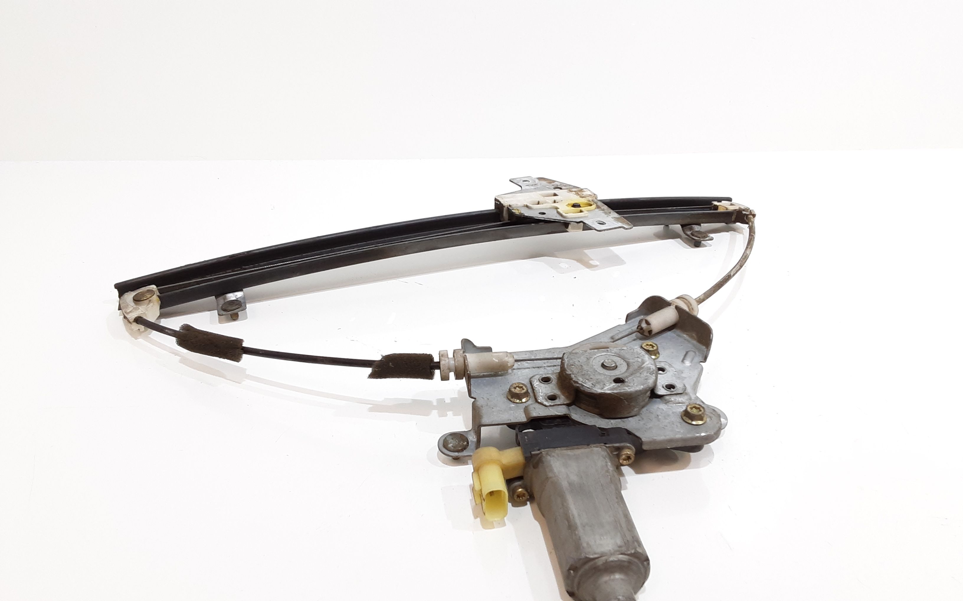 Alzacristallo Porta Ant. Sinistro 8240107000 Usato