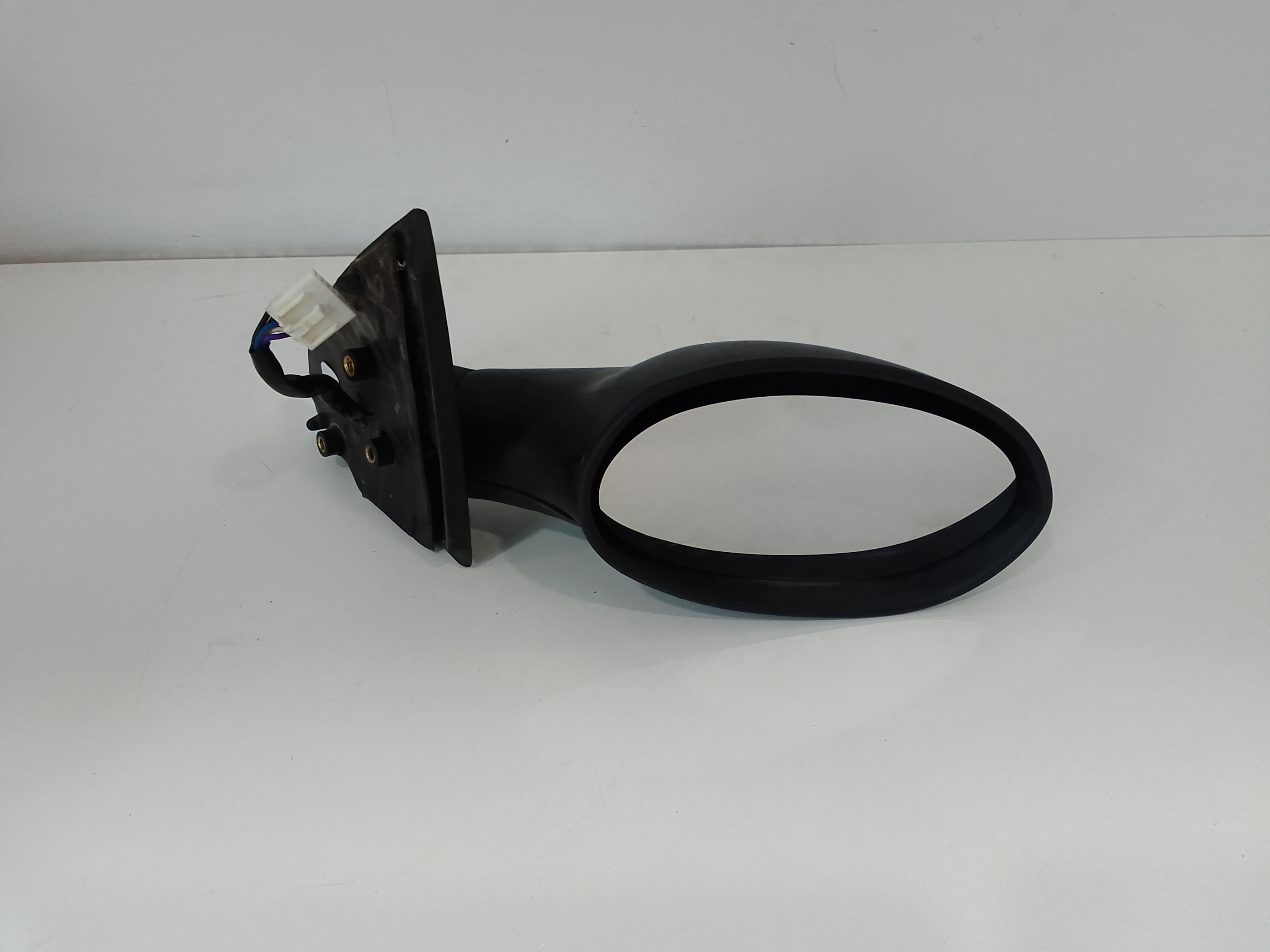 Retrovisore Est. Destro Usato