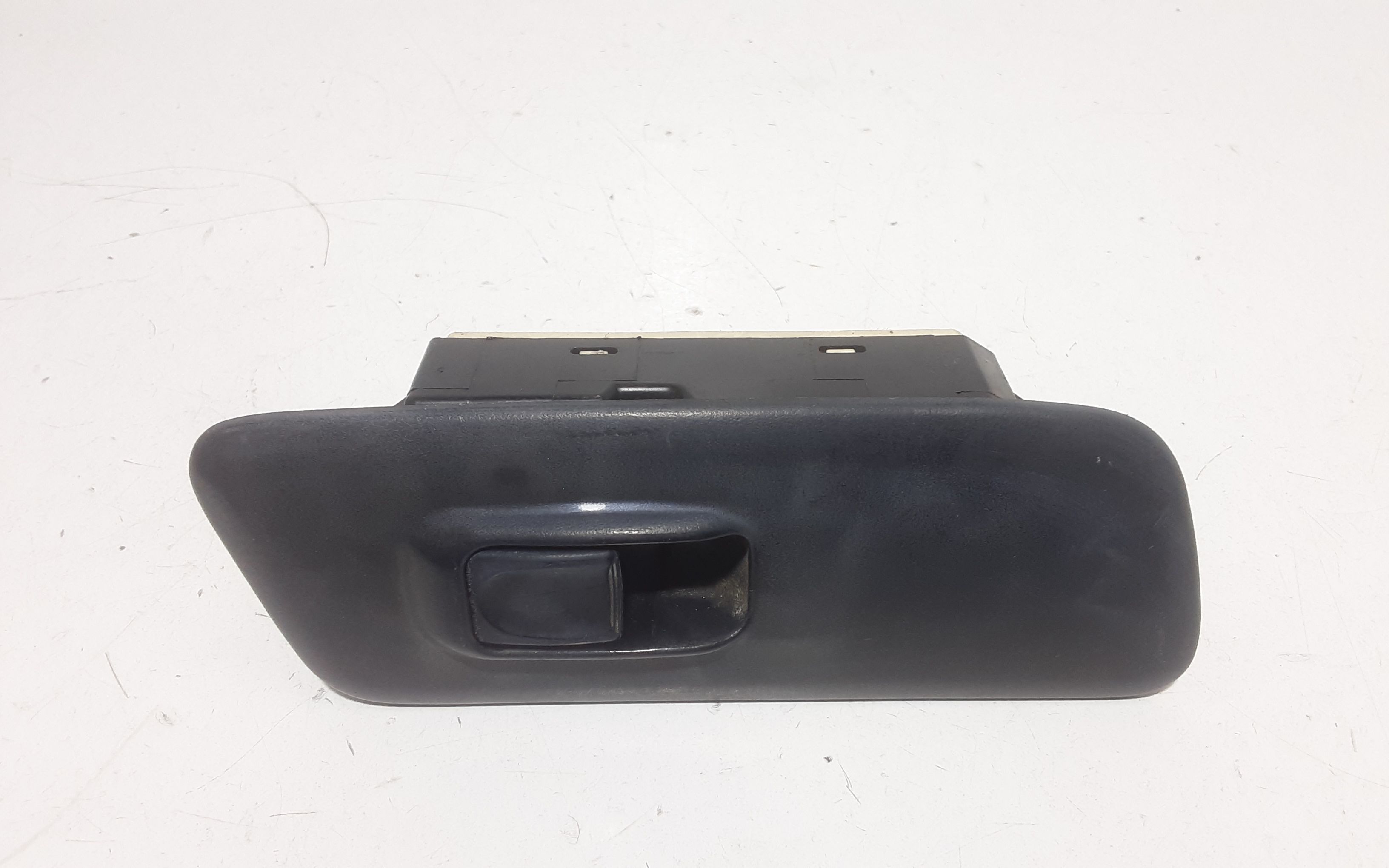 Interruttore Alzacristalli Porta Ant. Destro Usato