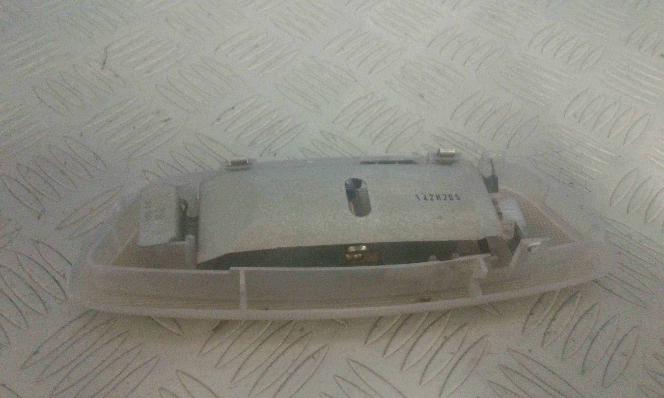 Luce Cortesia Ant. Tetto A20382024017D43 Usato