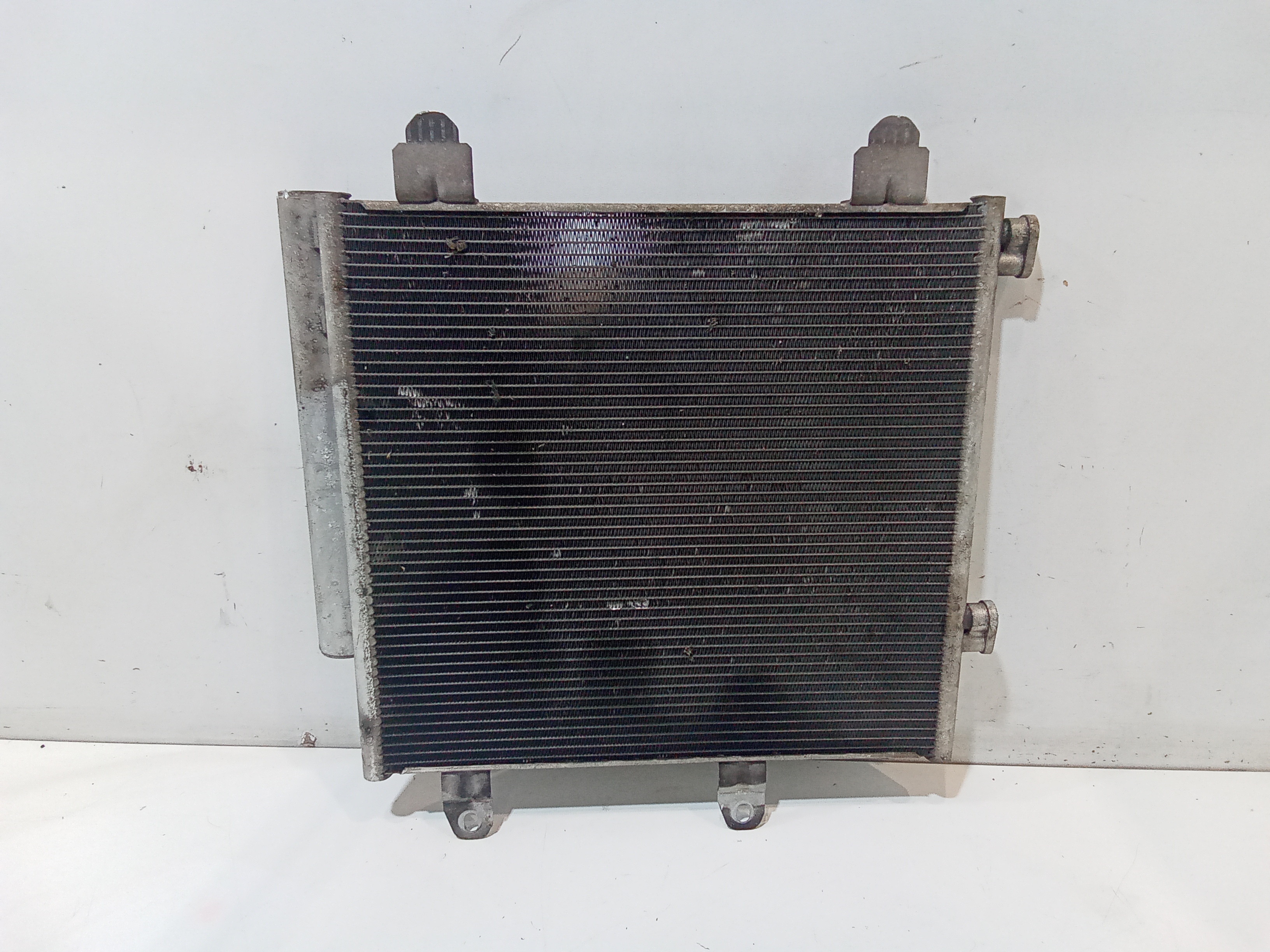 Radiatore Riscaldamento 87050YV030 Usato