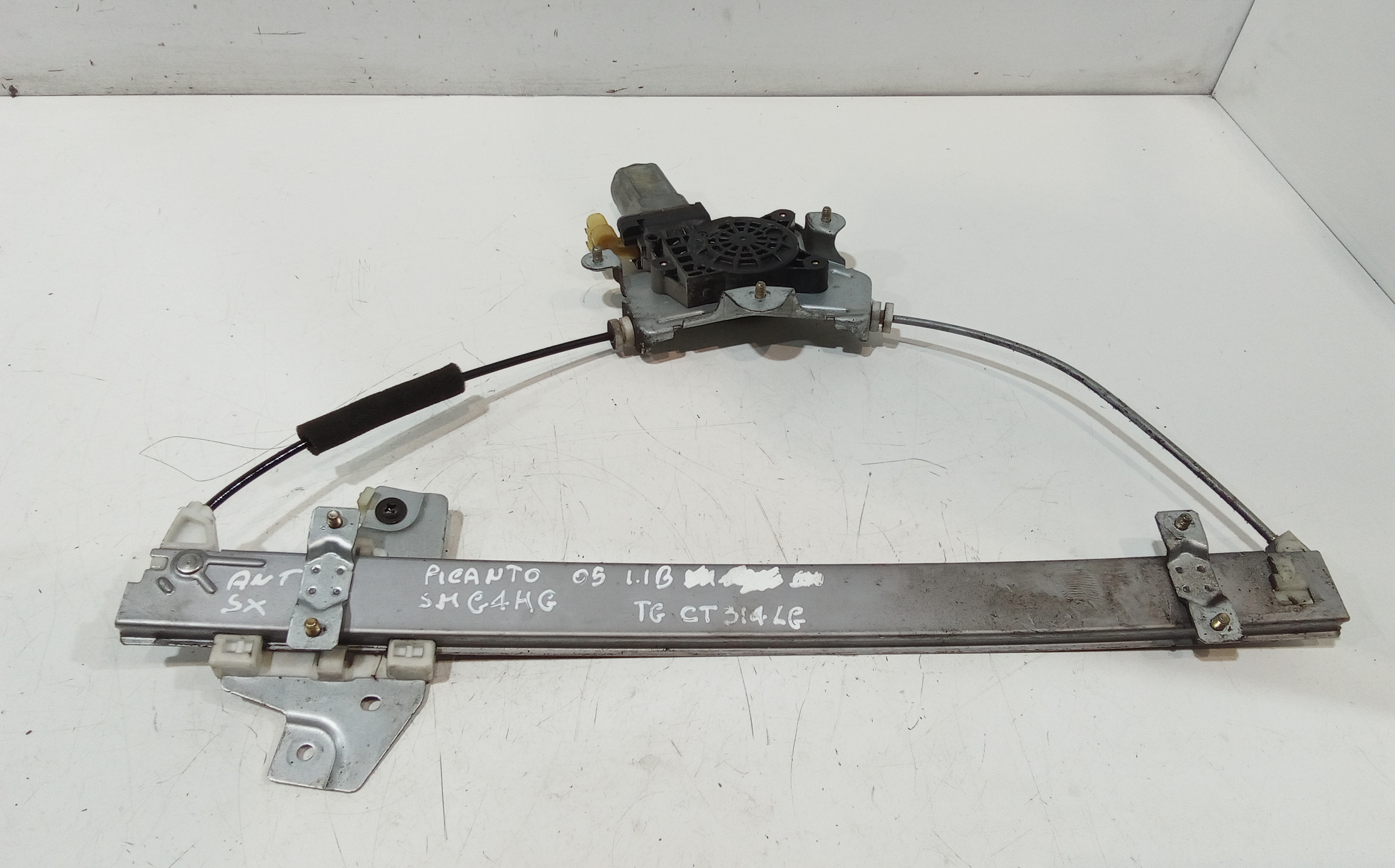 Alzacristallo Porta Ant. Sinistro 8240107000 Usato