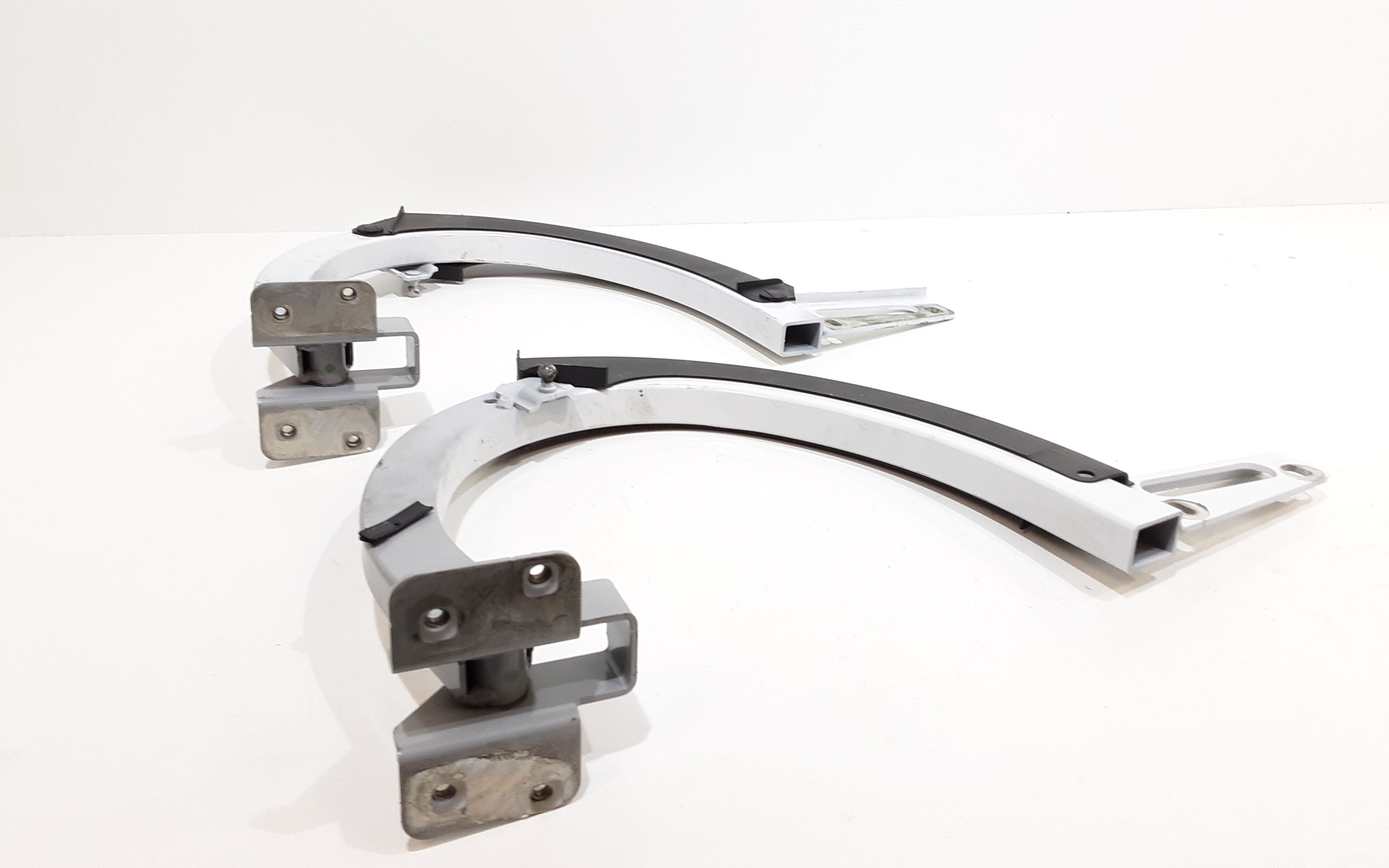 Cerniera Cofano Post. Destro + Cerniera Cofano Post. Sinistro Usato