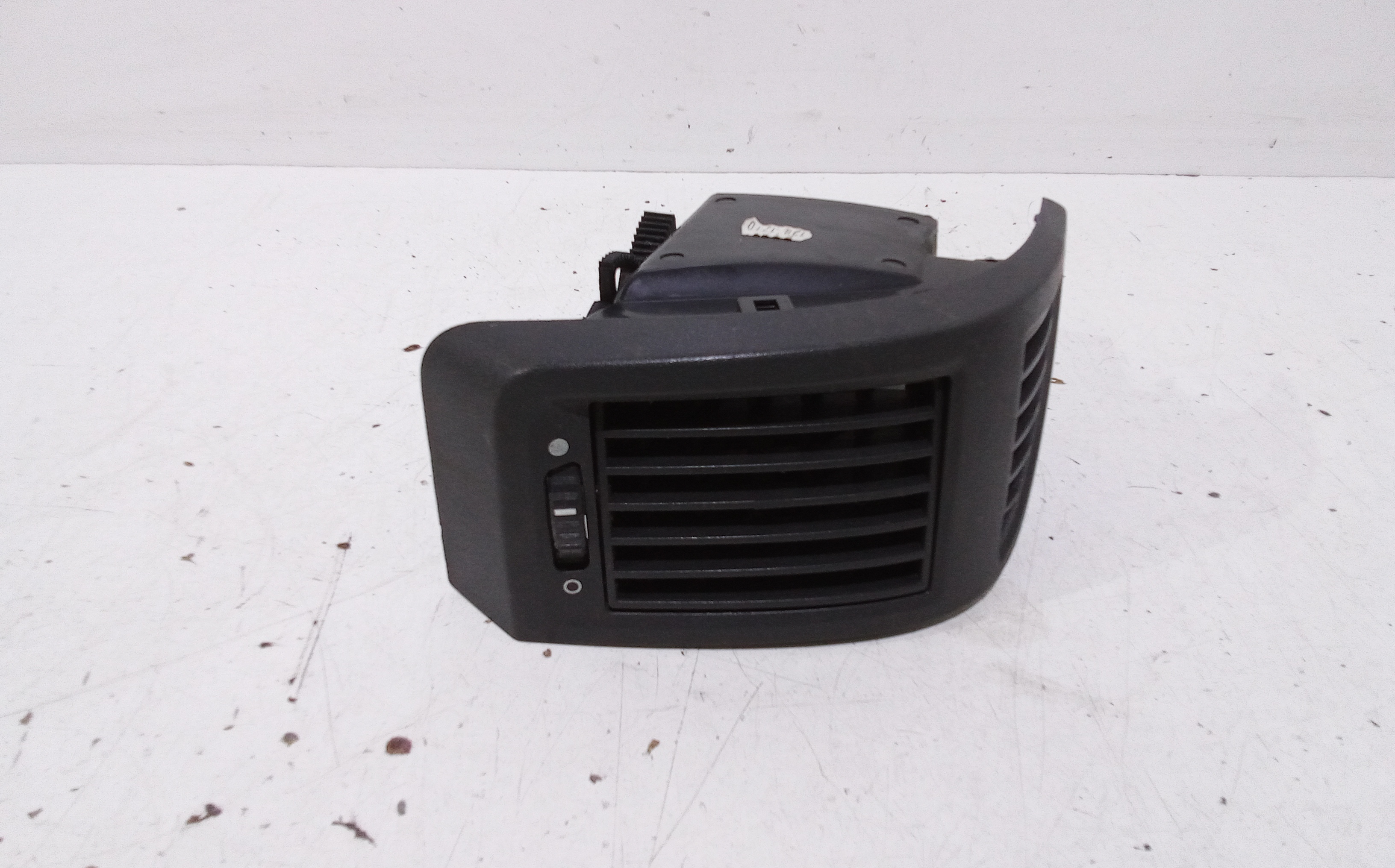 Condotto Aria Bocchette Lat. Cruscotto Sinistro 1350142080 Usato