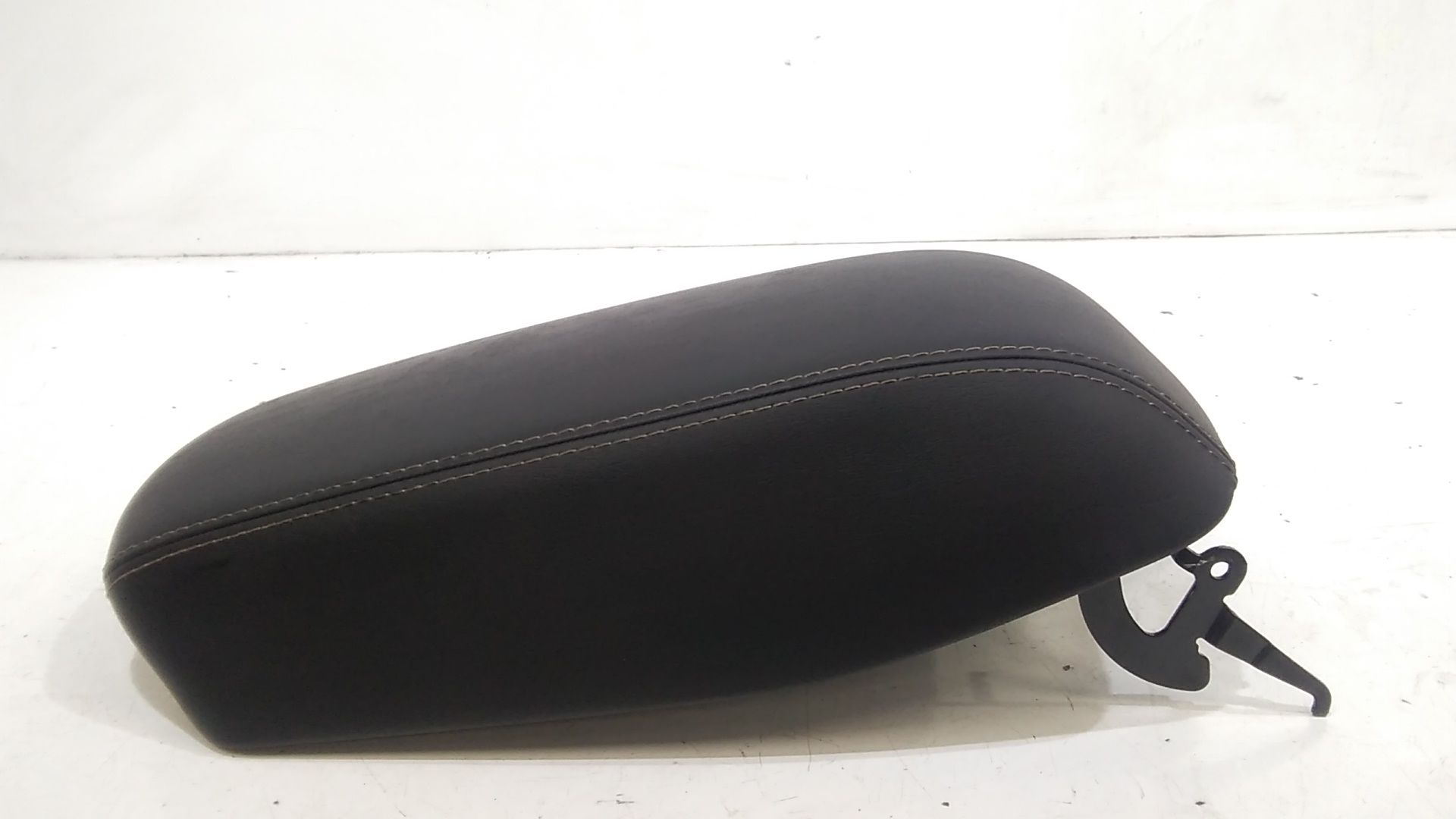 Appoggiabraccio Sedile Ant. Consolle Centr. K1WZ791X9AD Usato