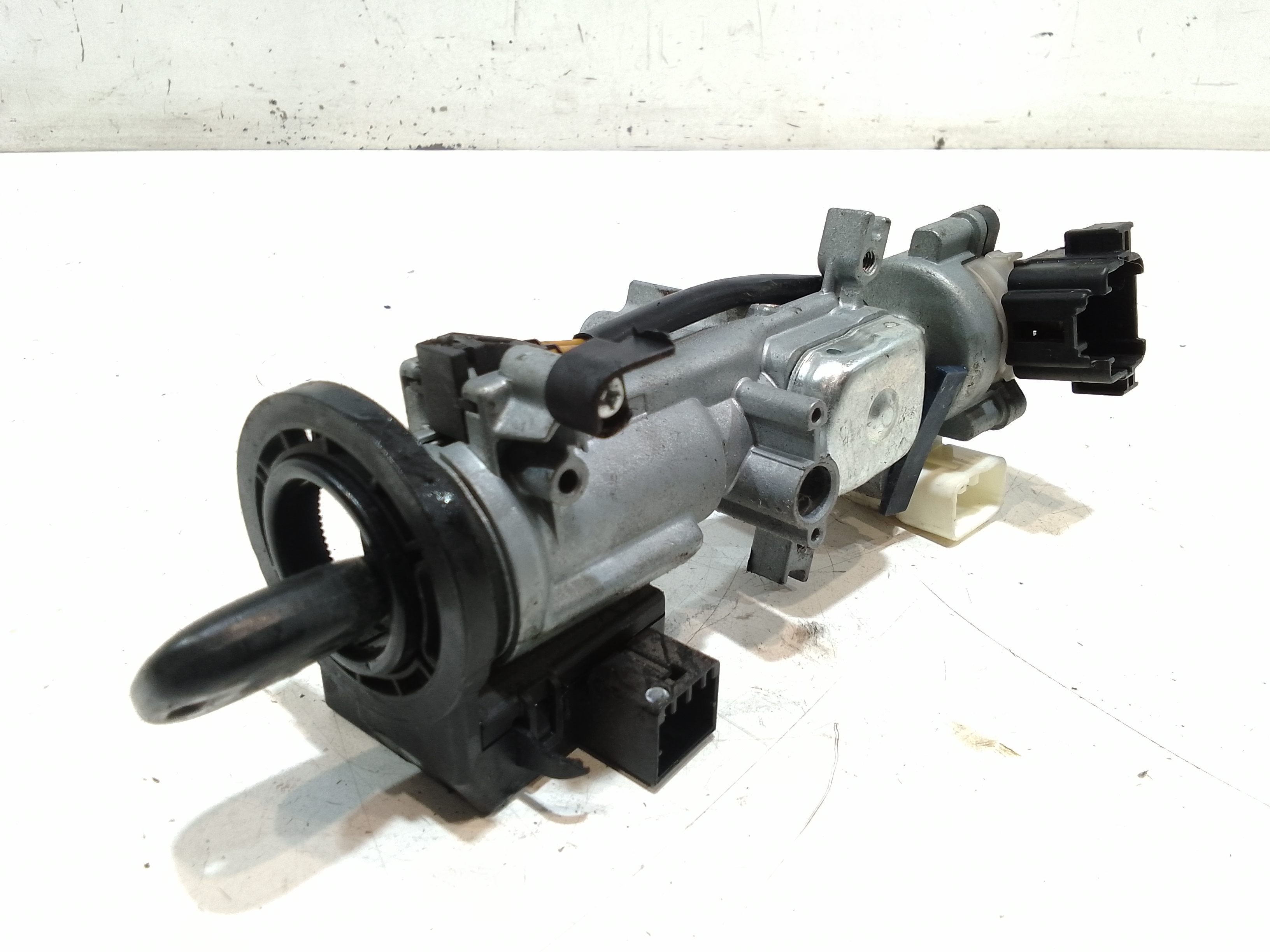 Commutatore Avviamento Con Cilindretti Serrature Usato