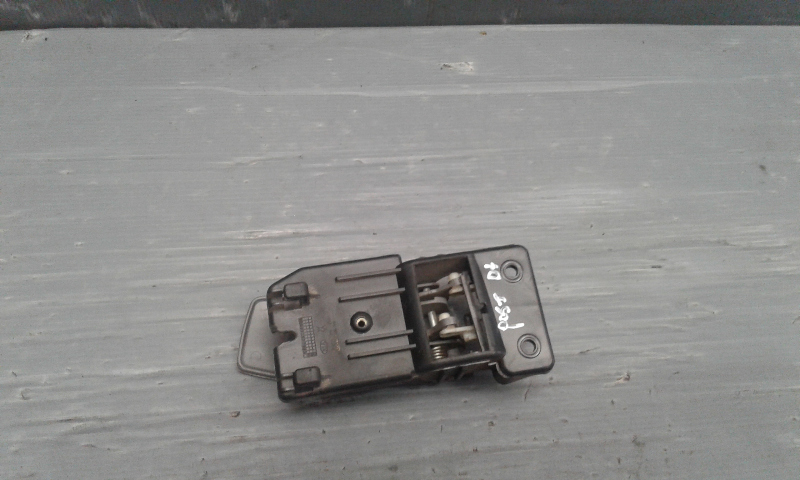 Maniglia Int. Apertura Porta Post. Destro 0K2FA5833044 Usato