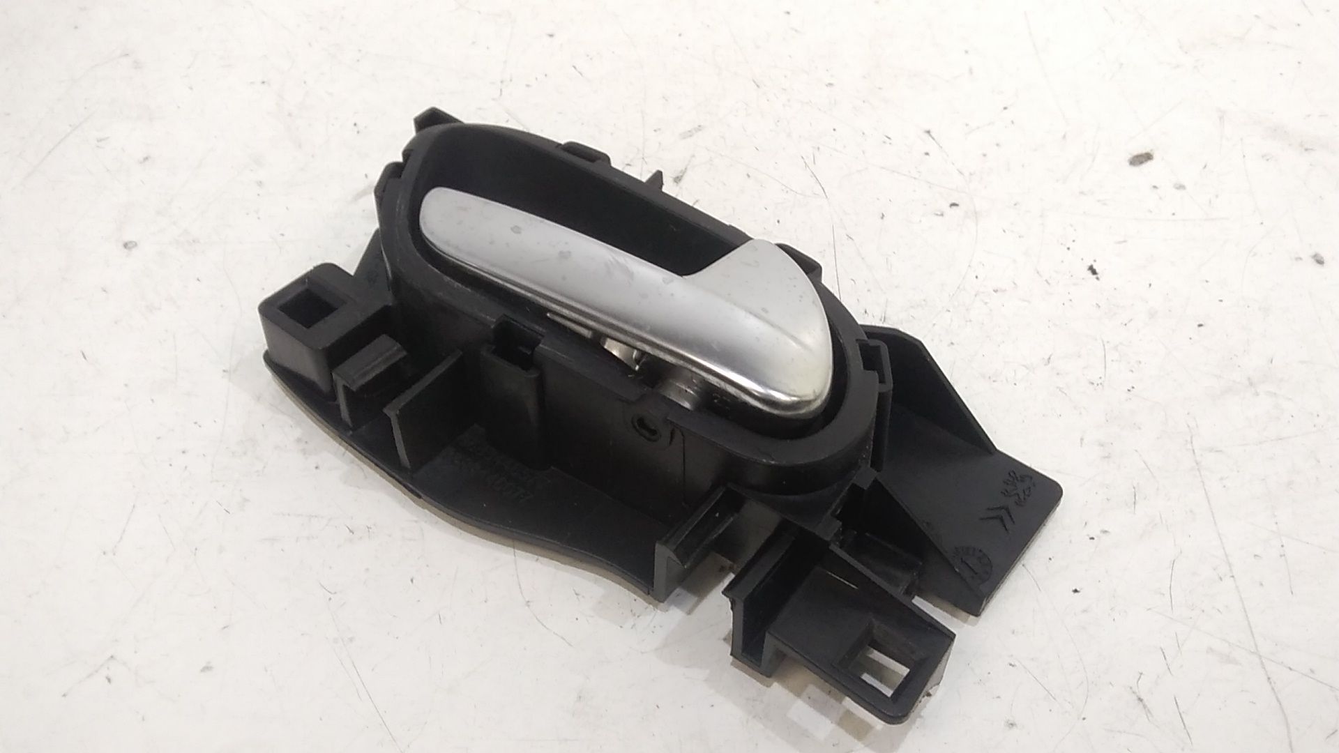 Maniglia Int. Apertura Porta Ant. Destro Usato