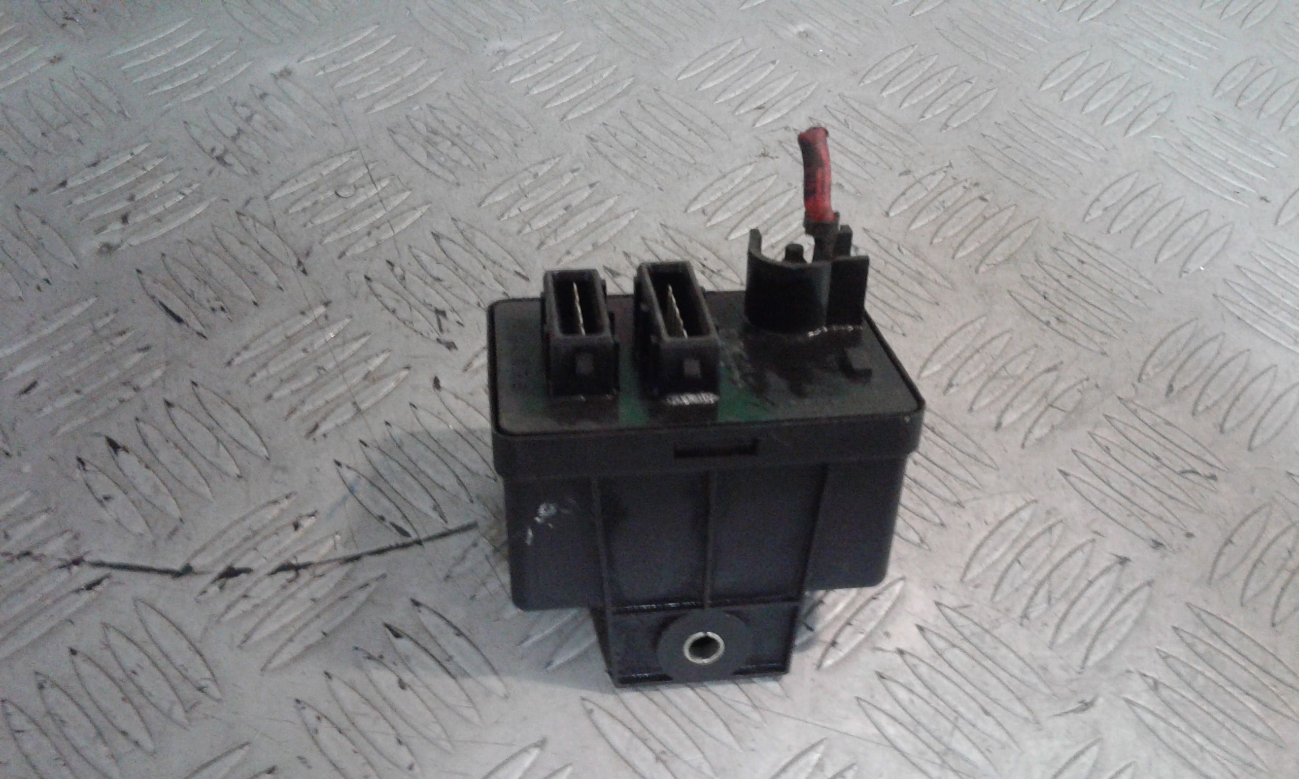 Relè Preriscaldamento Candelette Usato