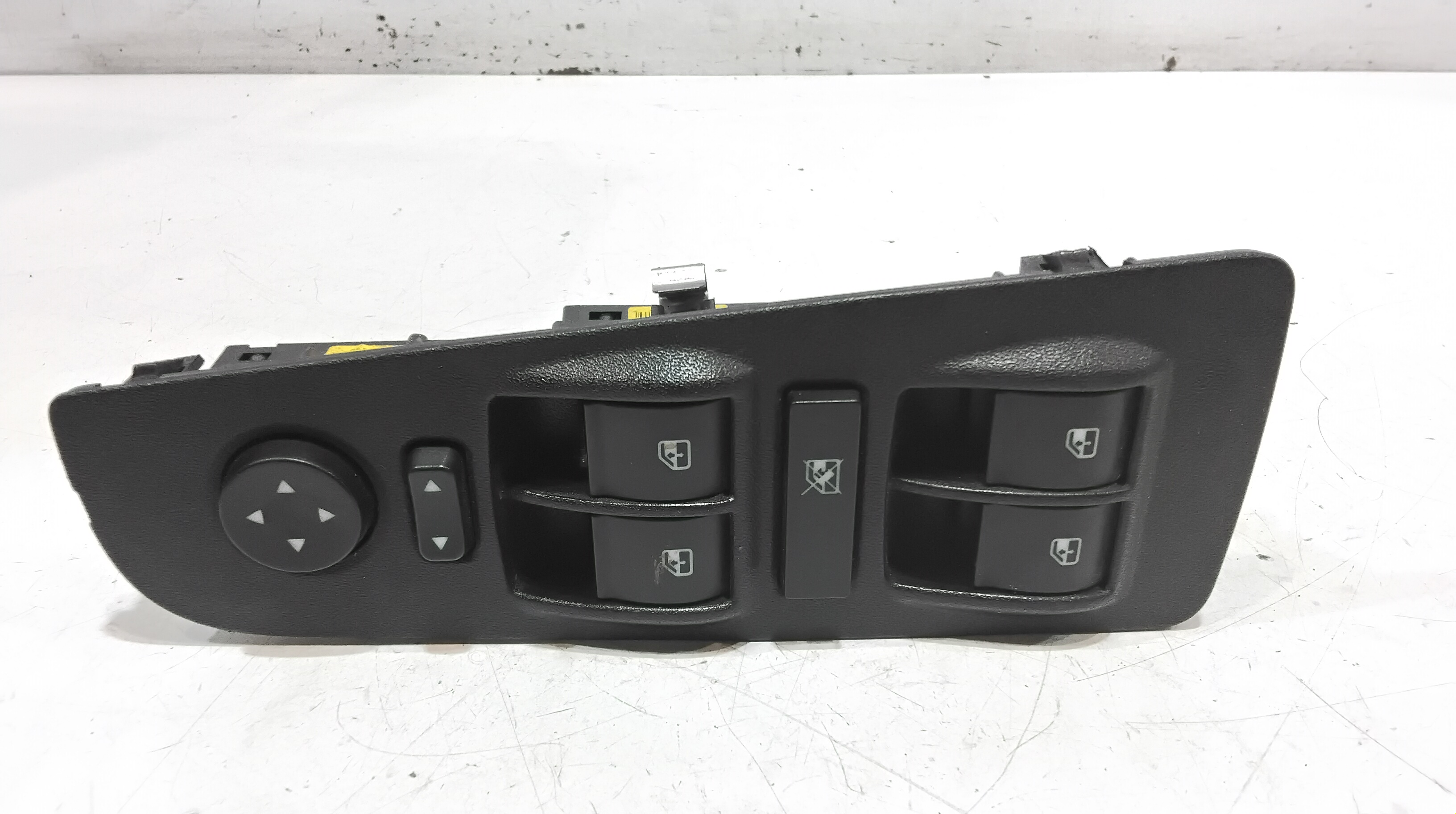 Interruttore Alzacristalli Porta Ant. Sinistro Usato