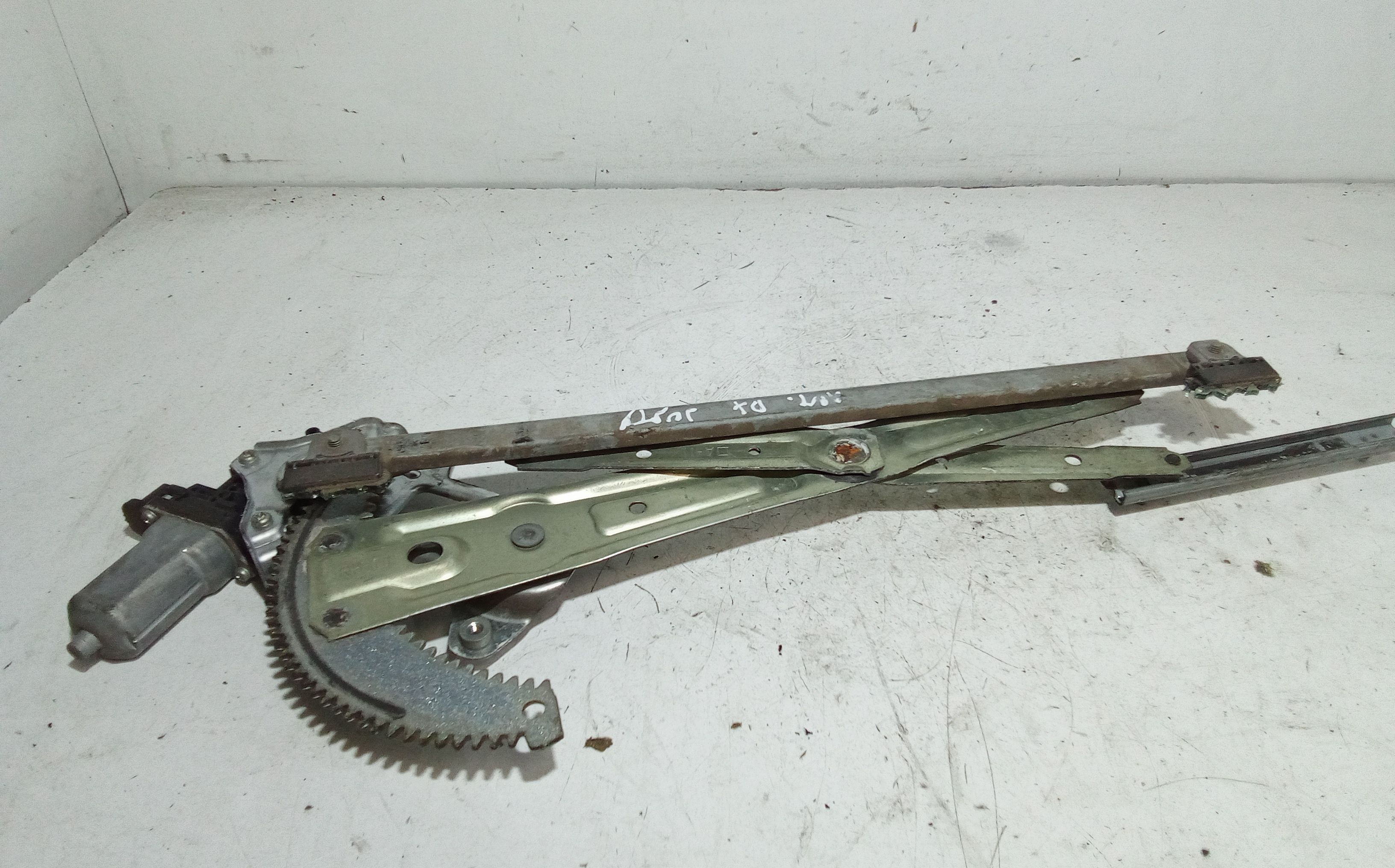 Alzacristallo Porta Ant. Destro Usato