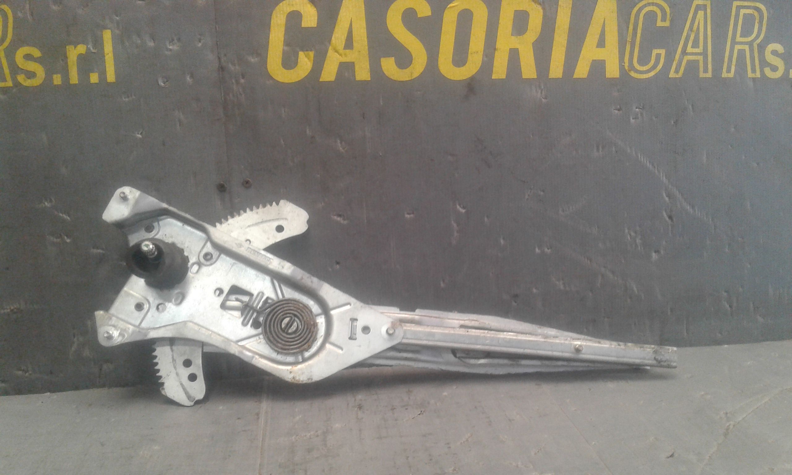 Alzacristallo Porta Ant. Destro 807208423R Usato