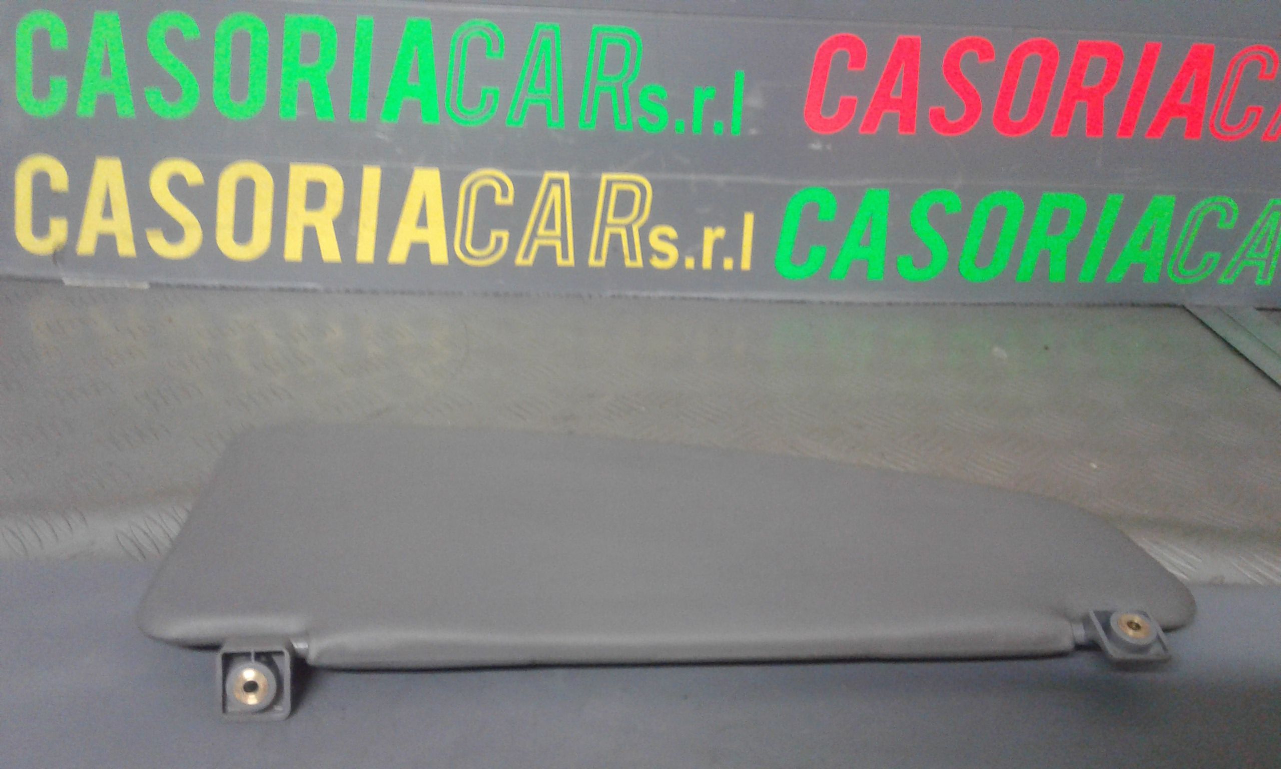 Aletta Parasole Parabrezza Destro 735294014 Usato