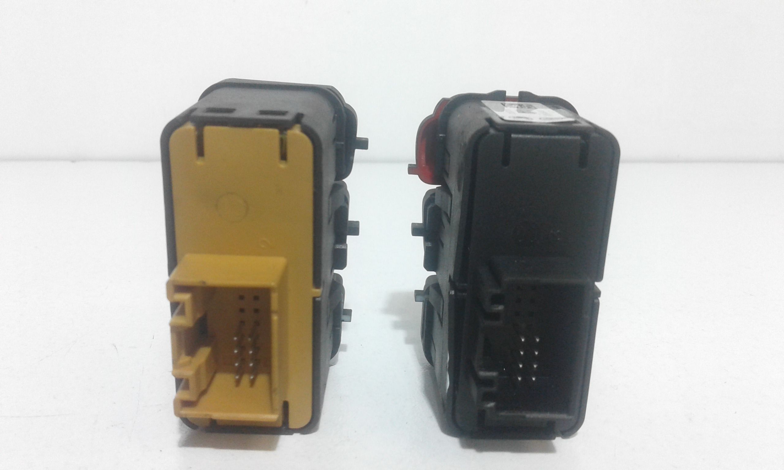 Interruttore Luci Emergenza Usato