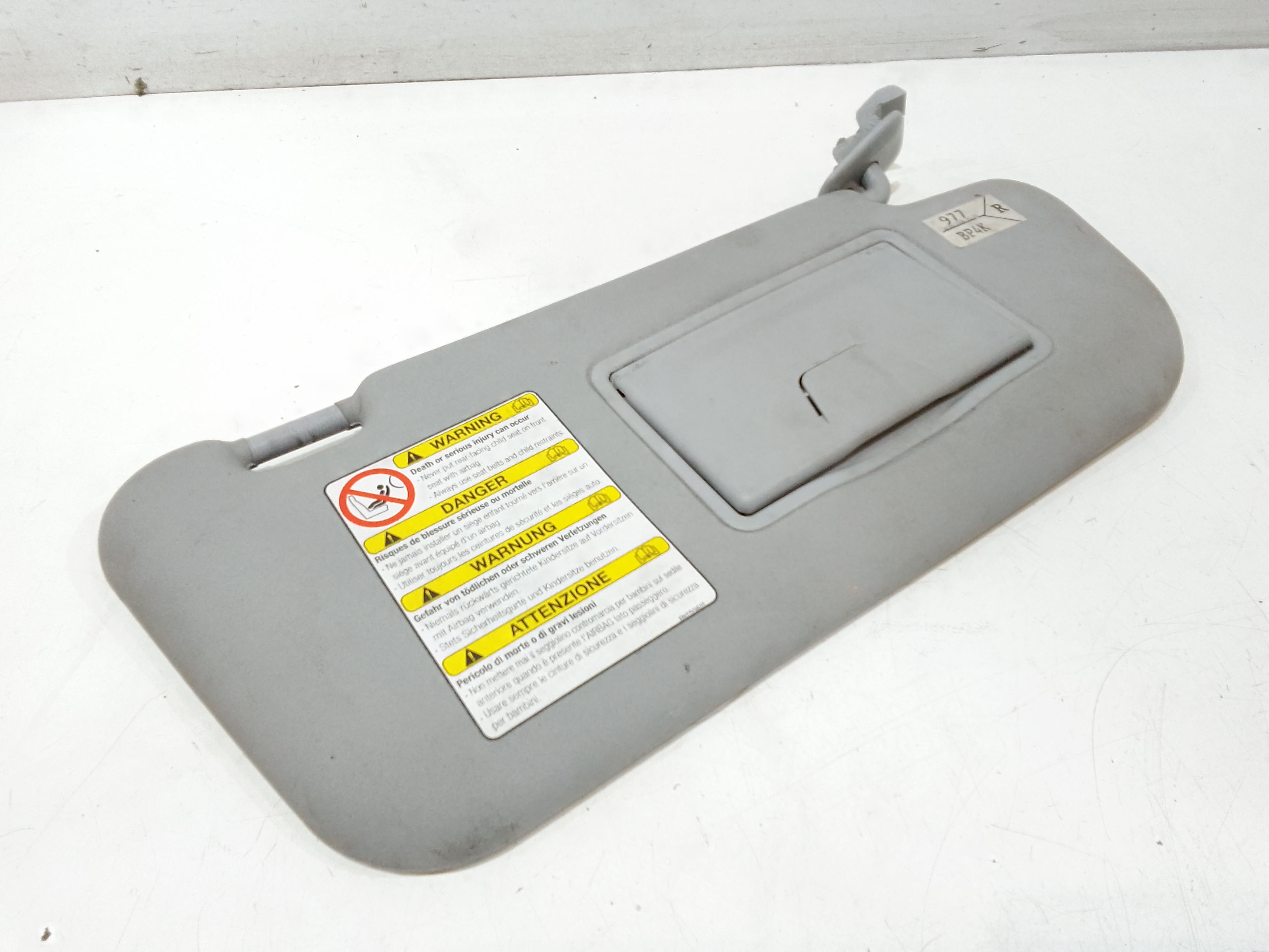 Aletta Parasole Parabrezza Destro BR5S6927030 Usato