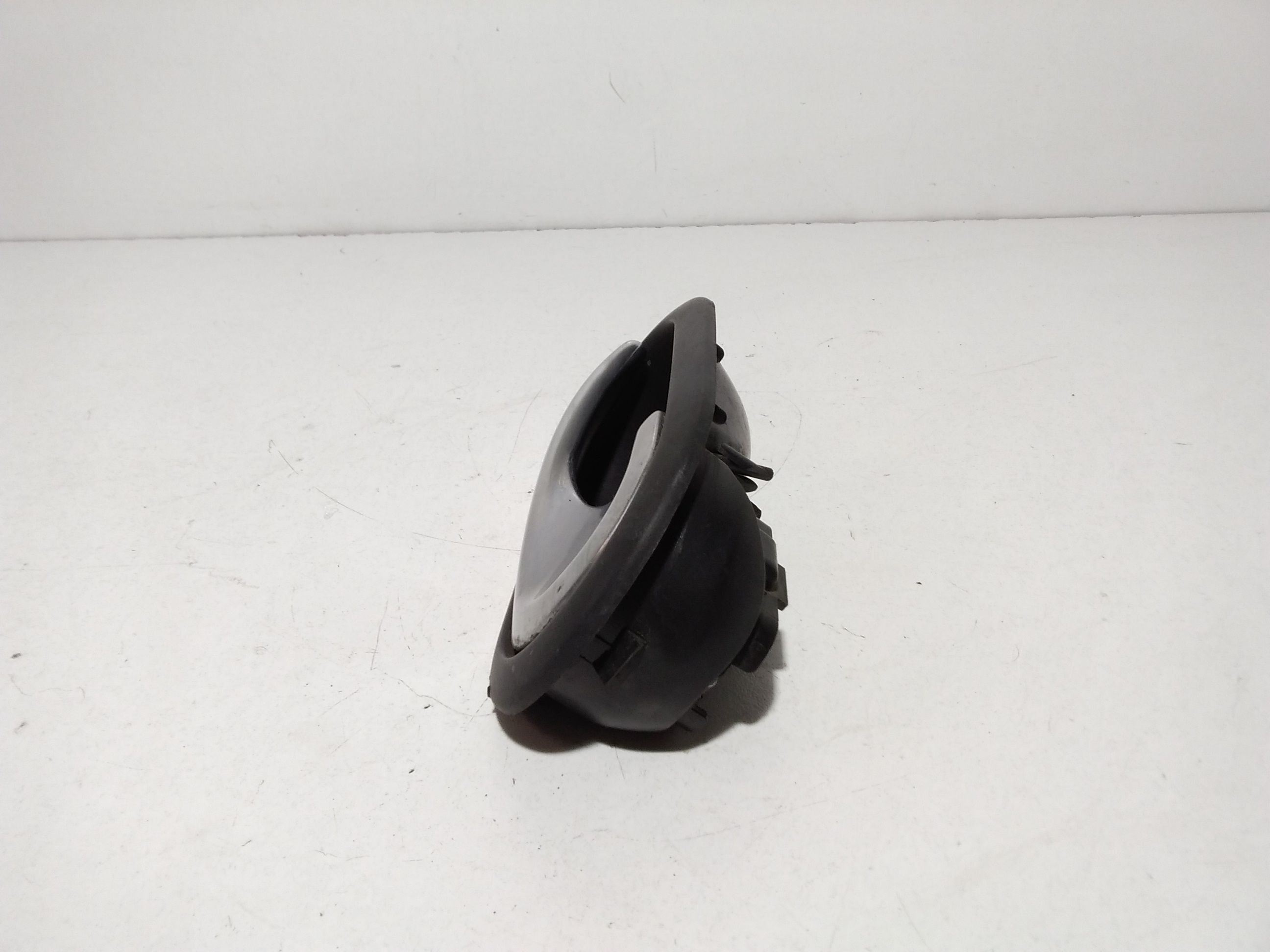 Maniglia Int. Apertura Porta Post. Destro 8200028486 Usato