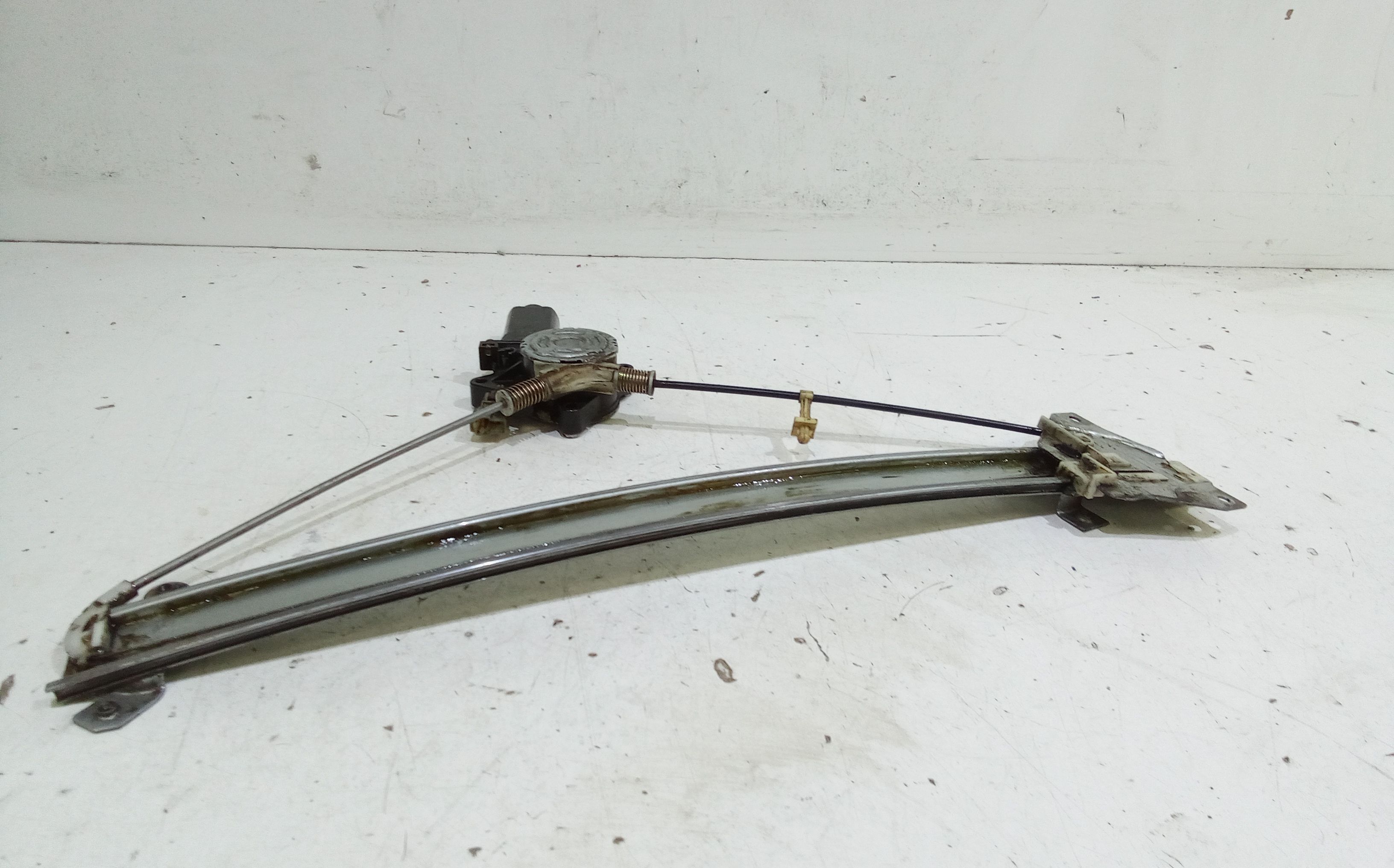 Alzacristallo Porta Ant. Sinistro Usato