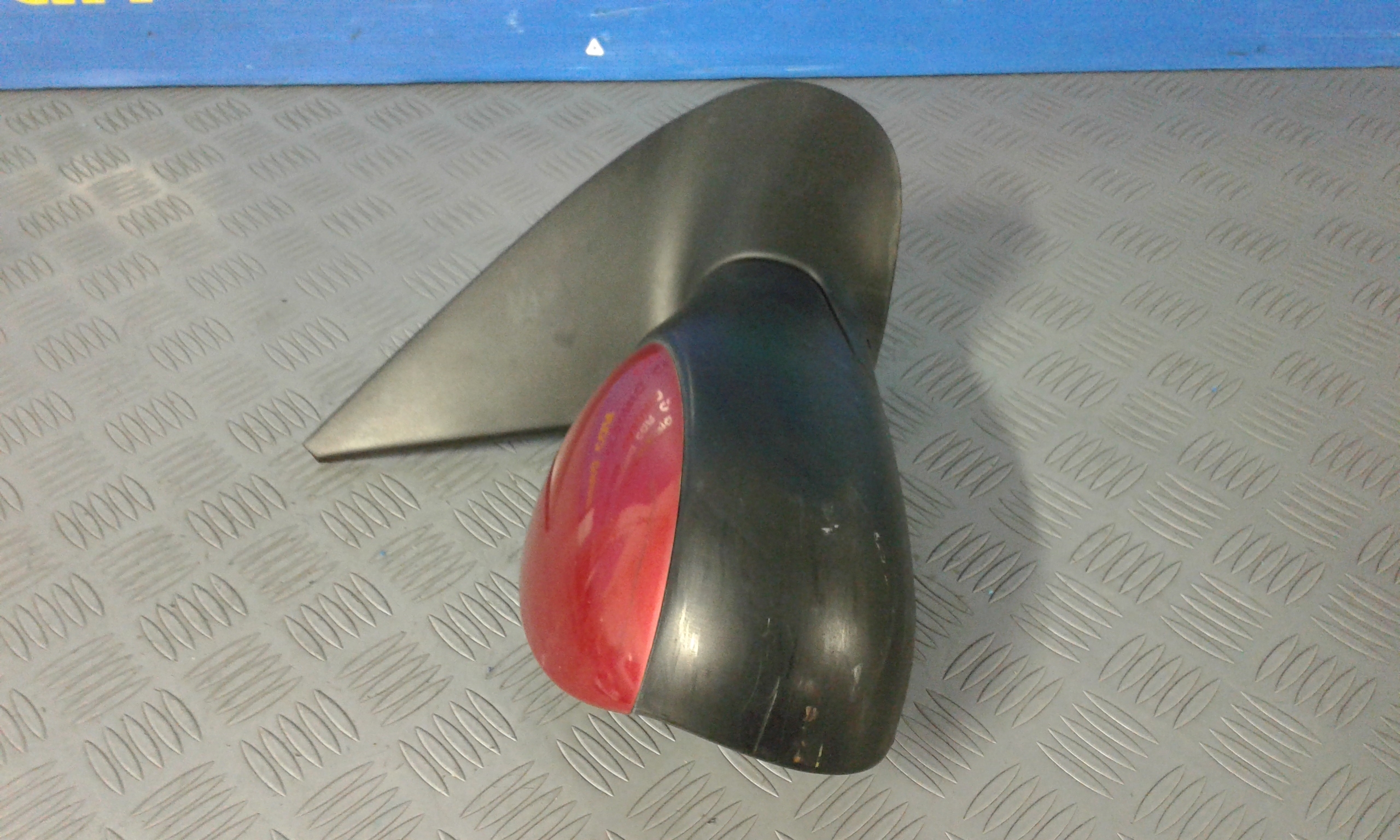 Retrovisore Est. Destro 1607130780 Usato