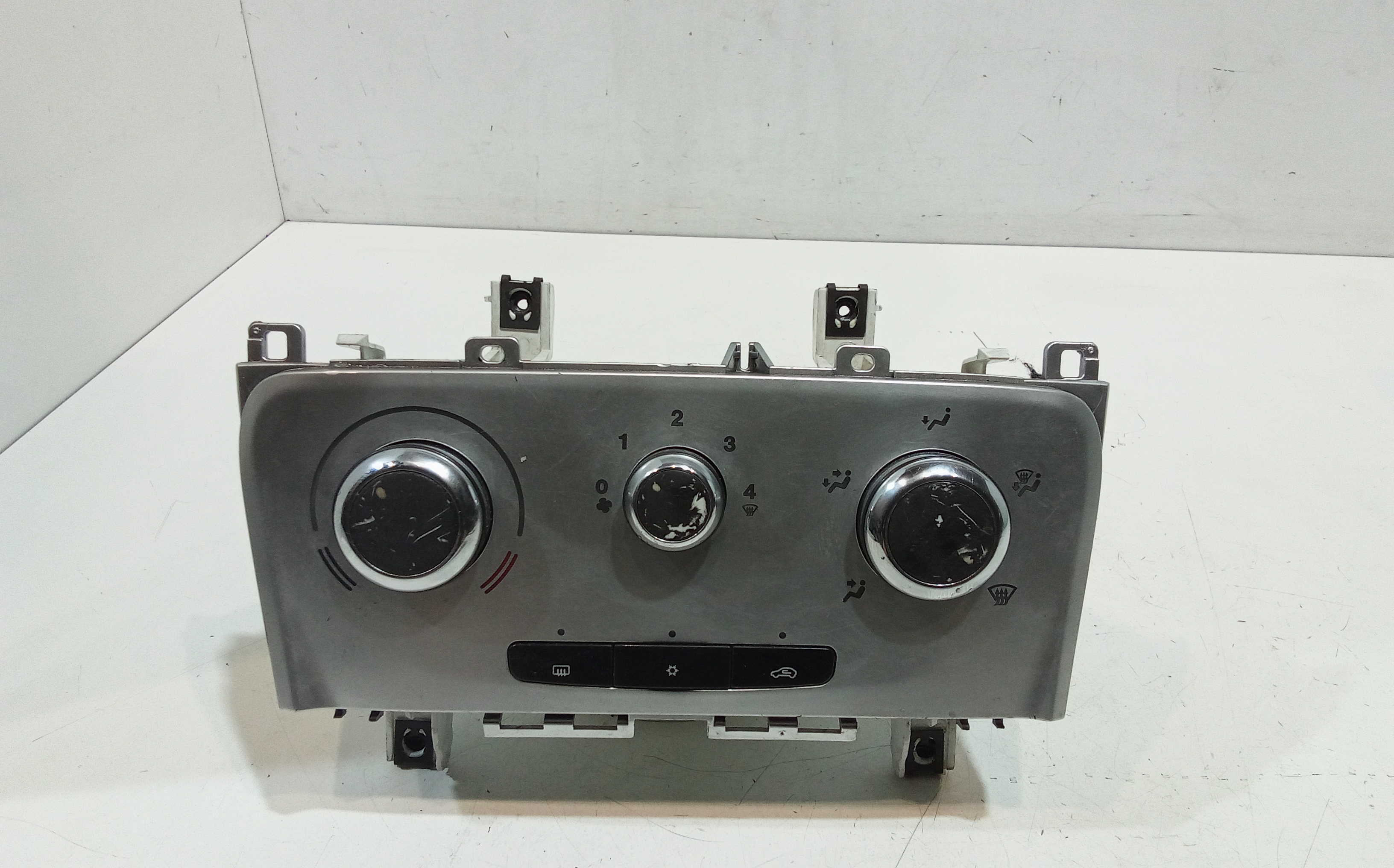 Blocco Comando Climatizzazione 77365019 Usato