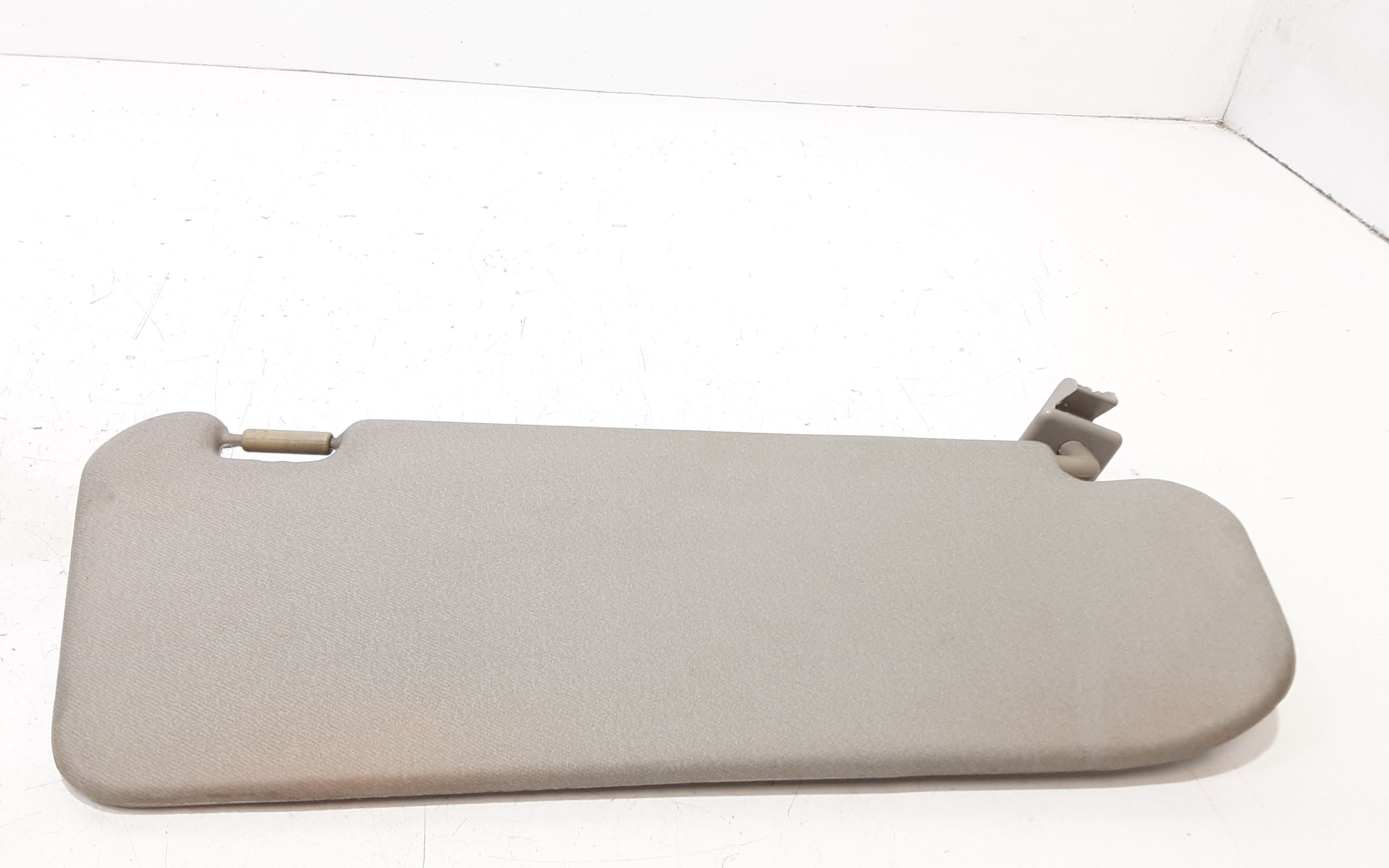 Aletta Parasole Parabrezza Sinistro 96650112 Usato