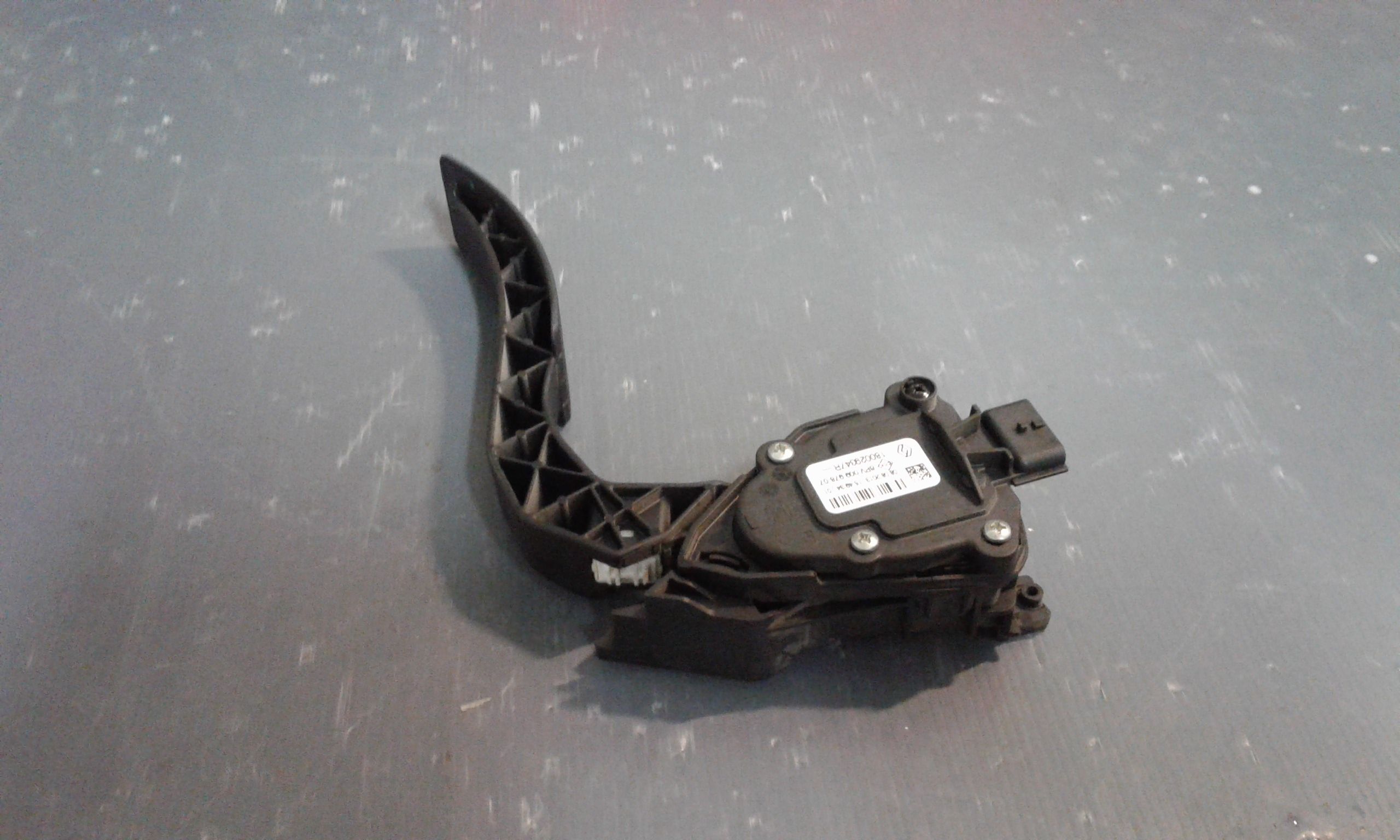 Pedale Acceleratore 180029347R Usato