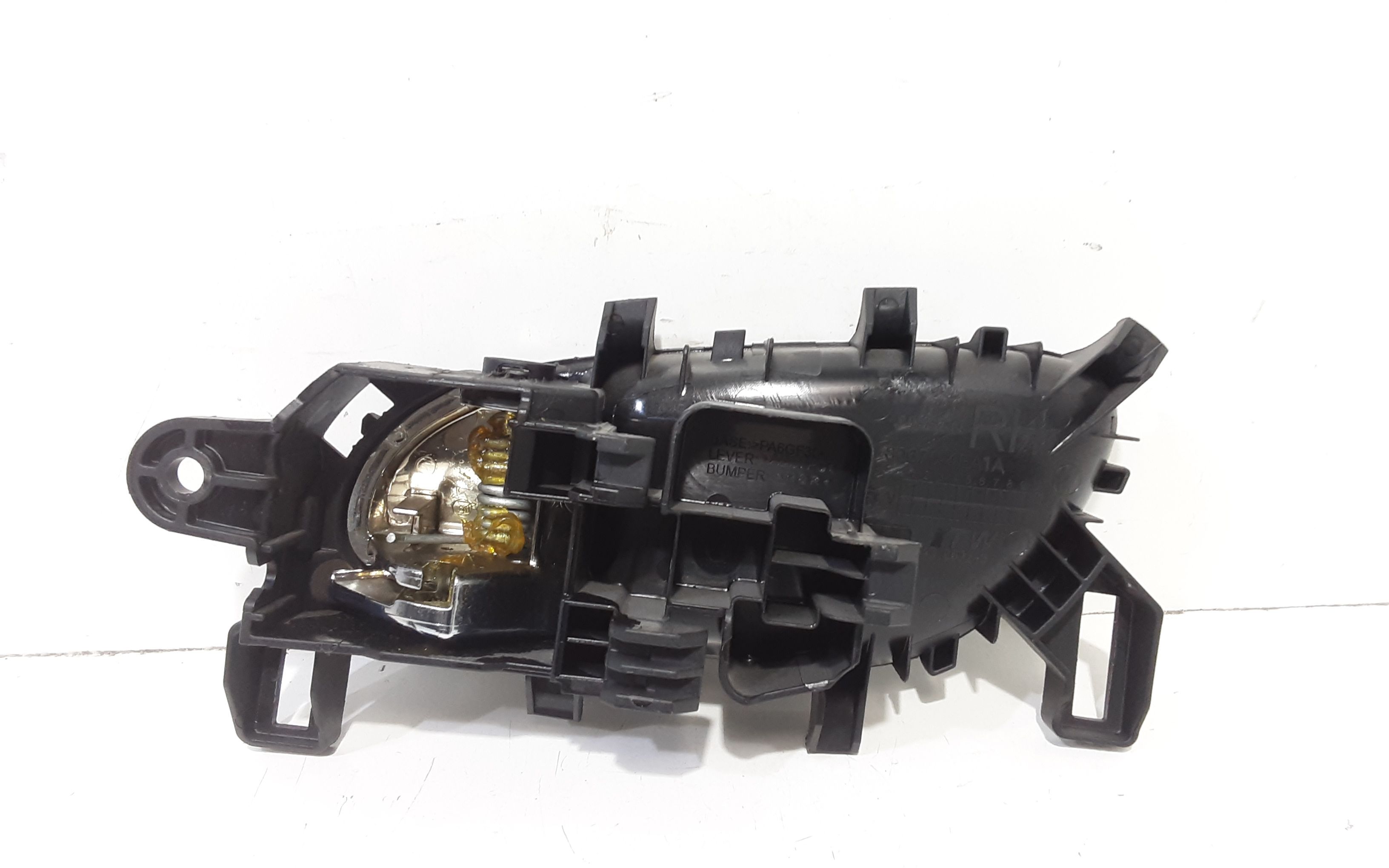 Maniglia Int. Apertura Porta Post. Destro 806704EA1A Usato