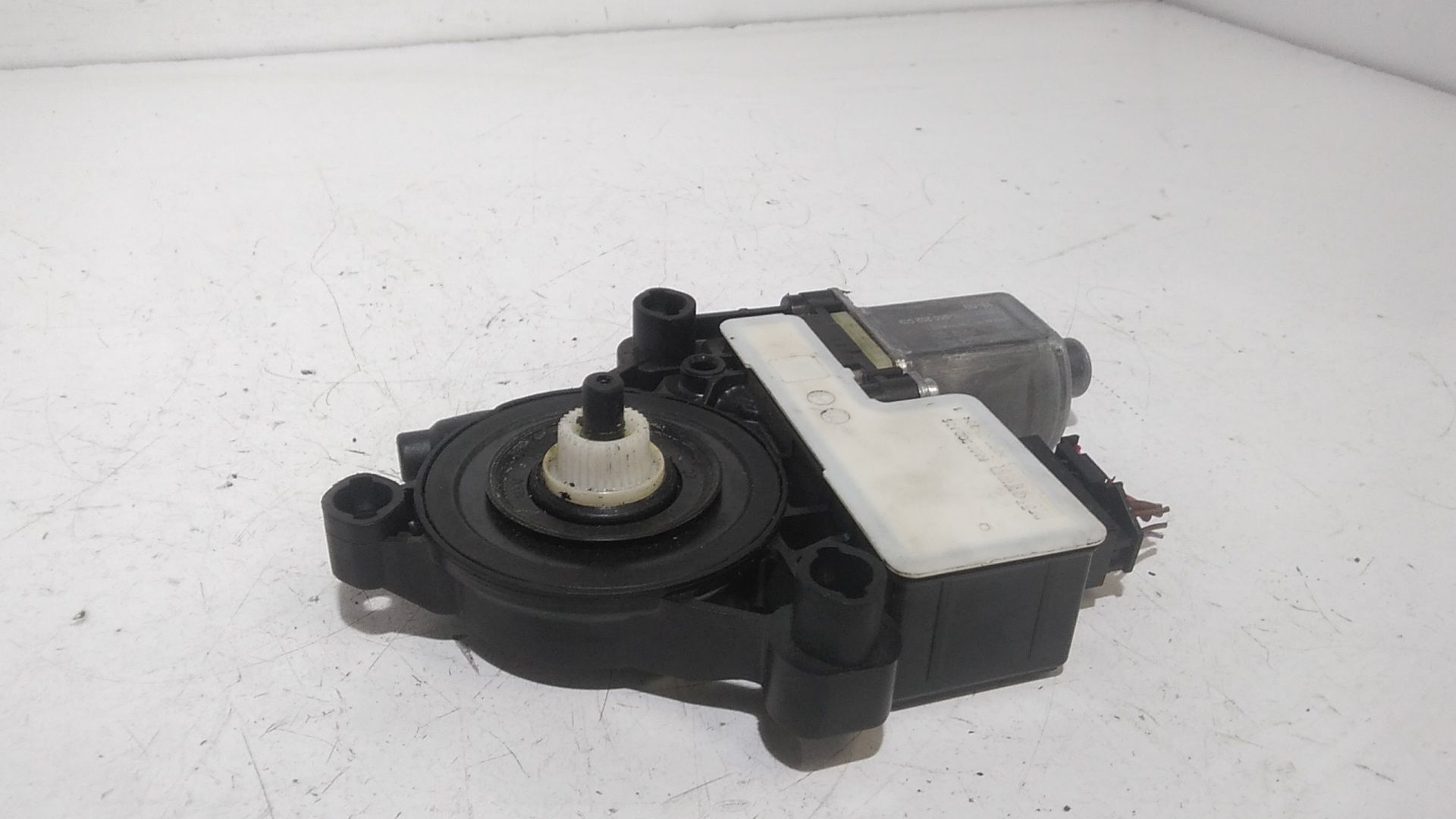 Motorino Alzacristallo Porta Post. Sinistro 5Q0959407A Usato