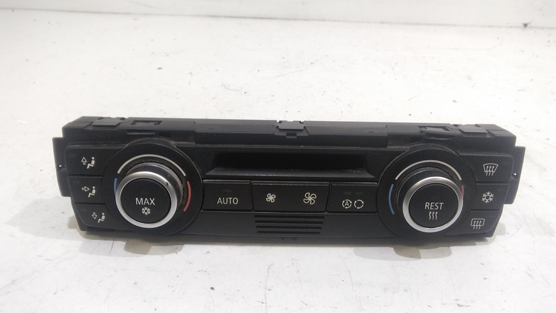 Blocco Comando Climatizzazione 64119190922 Usato
