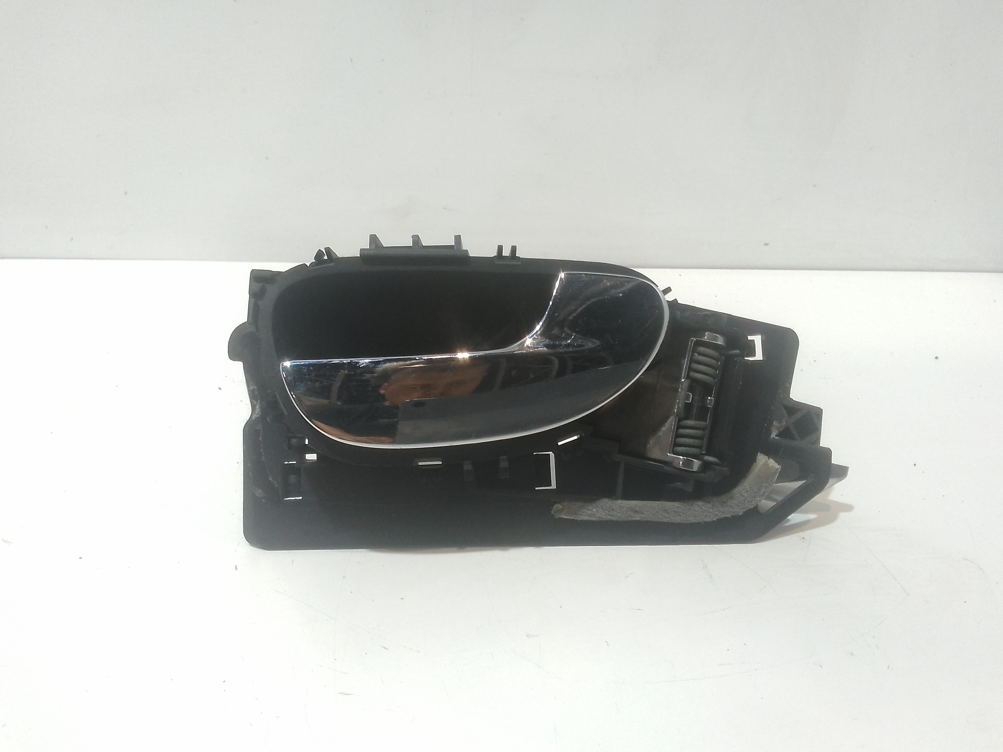 Maniglia Int. Apertura Porta Ant. Destro Usato