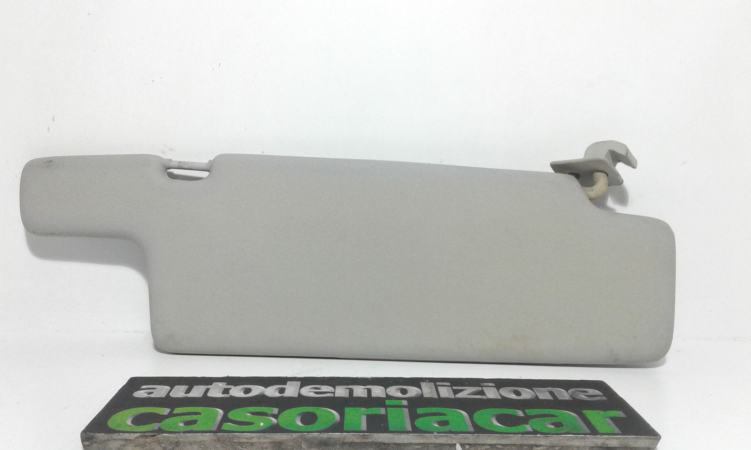 Aletta Parasole Parabrezza Sinistro 3B0857551AM2F4 Usato