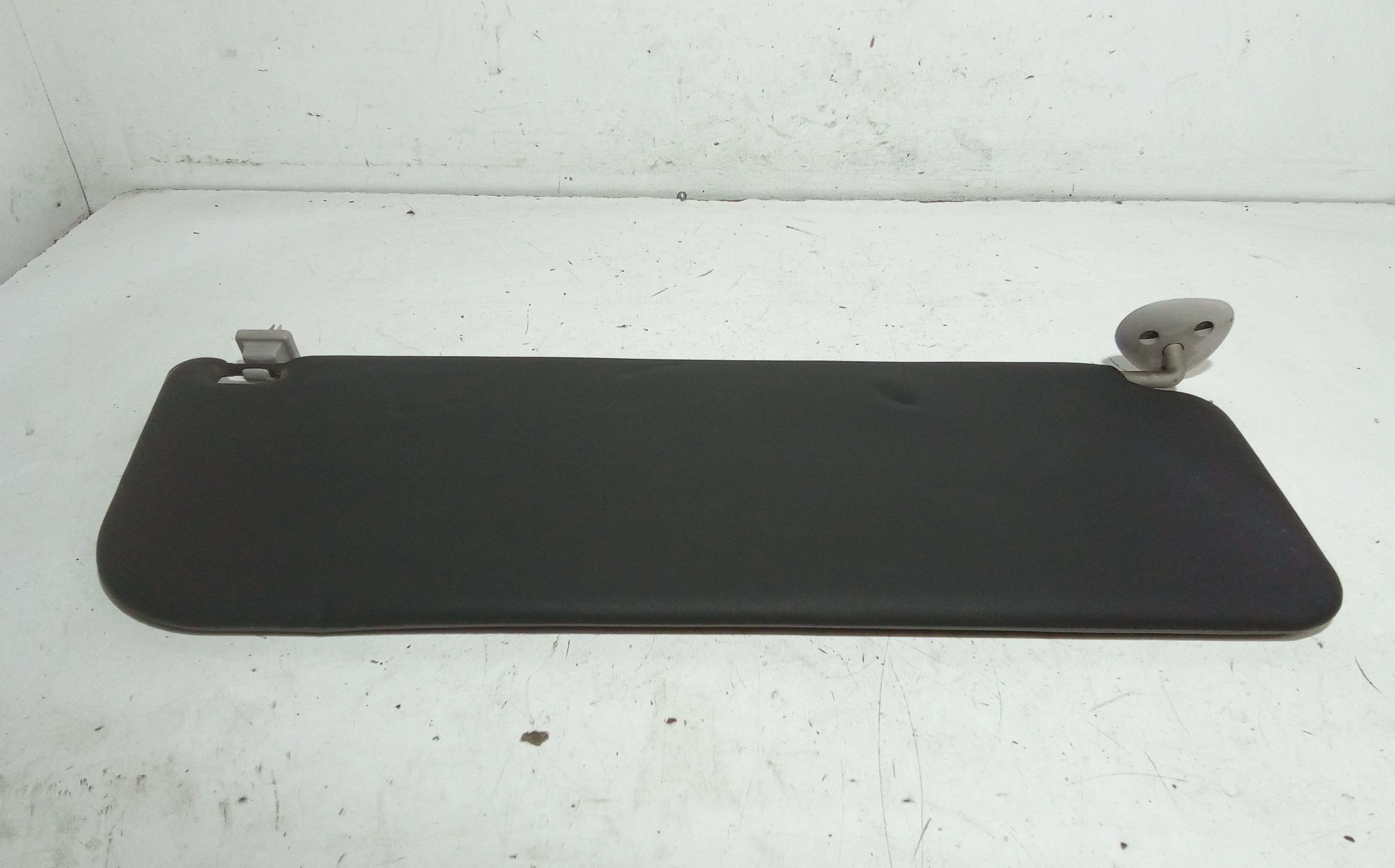 Aletta Parasole Parabrezza Destro 1370953 Usato