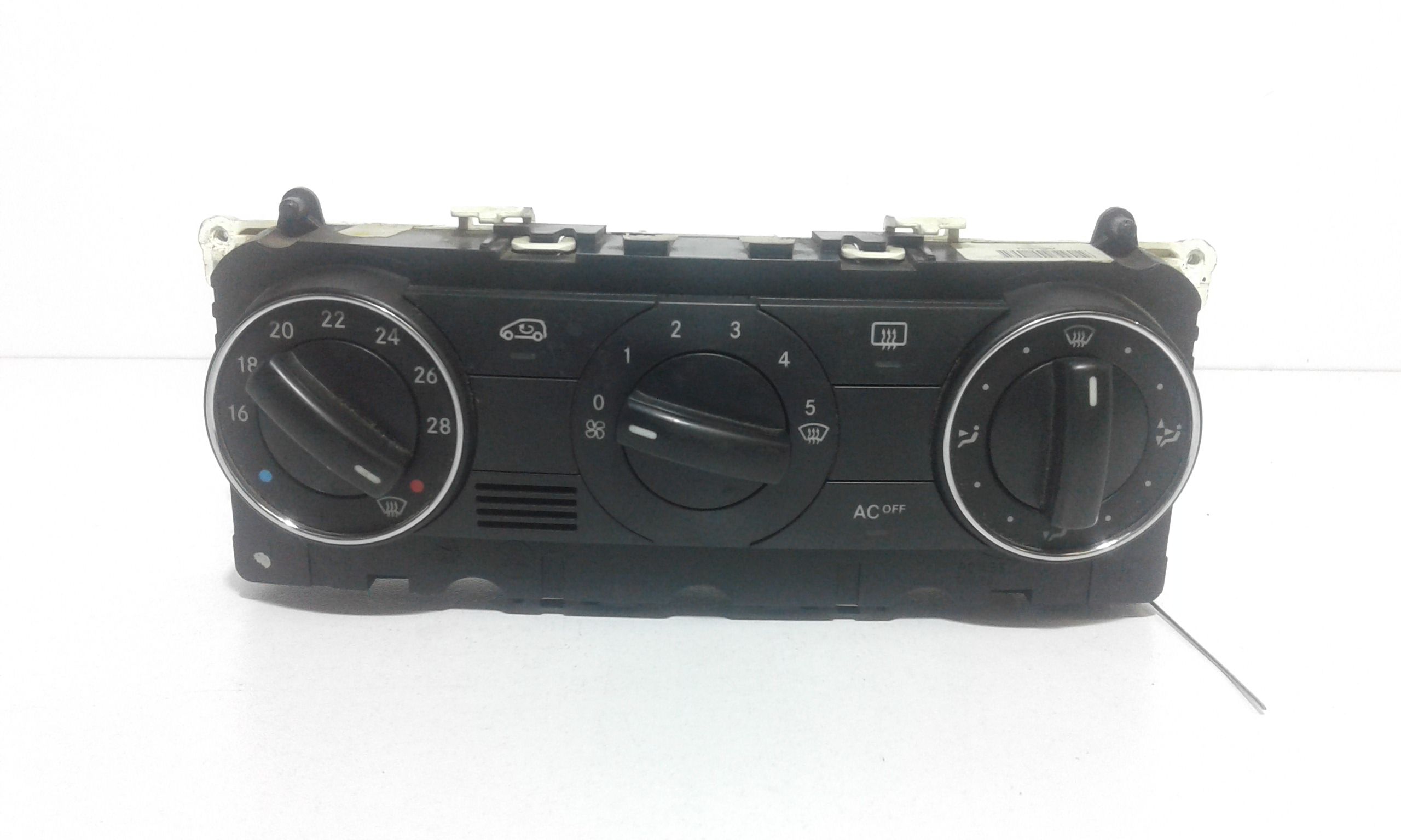 Blocco Comando Climatizzazione A1698302585 Usato