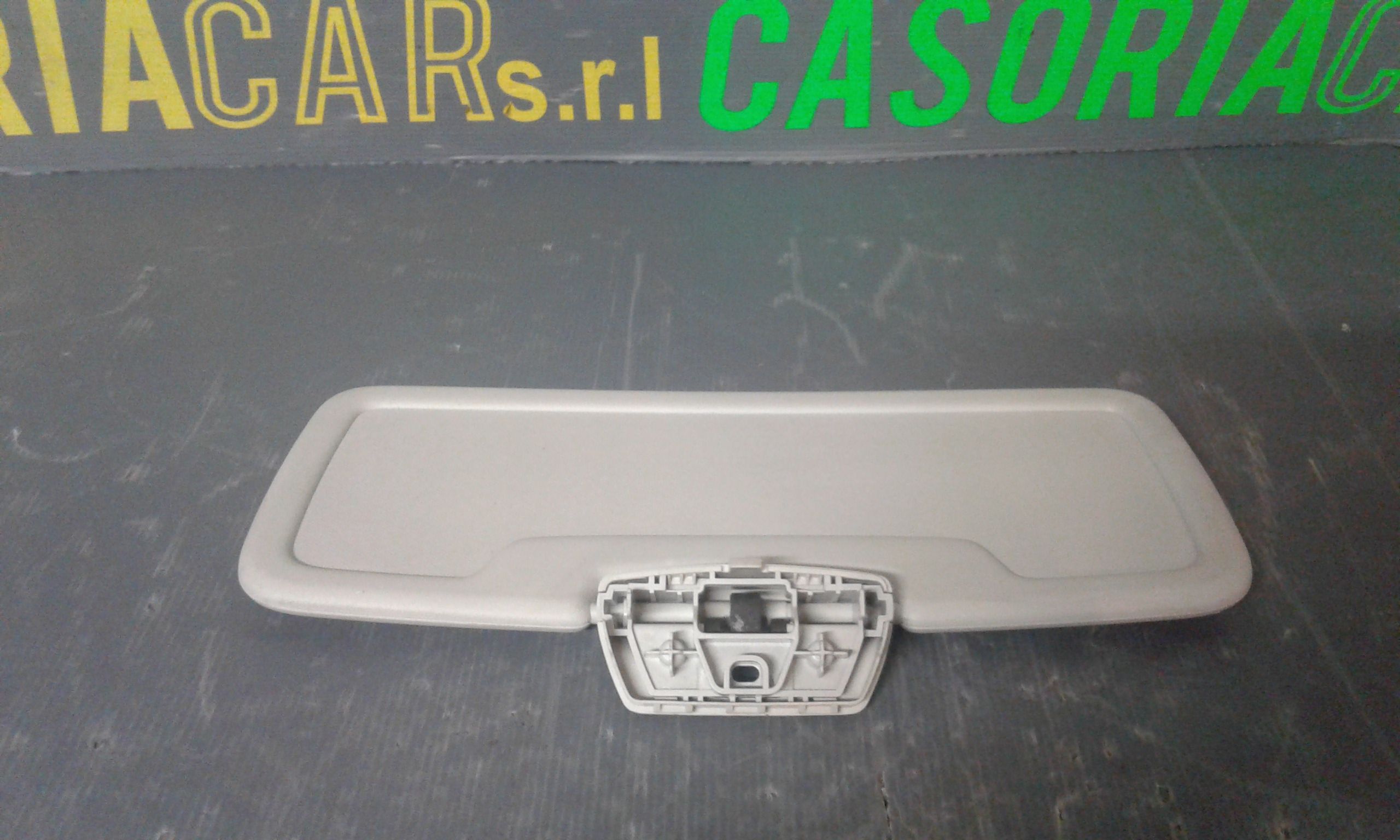 Aletta Parasole Parabrezza Sinistro A4518100110C24A Usato