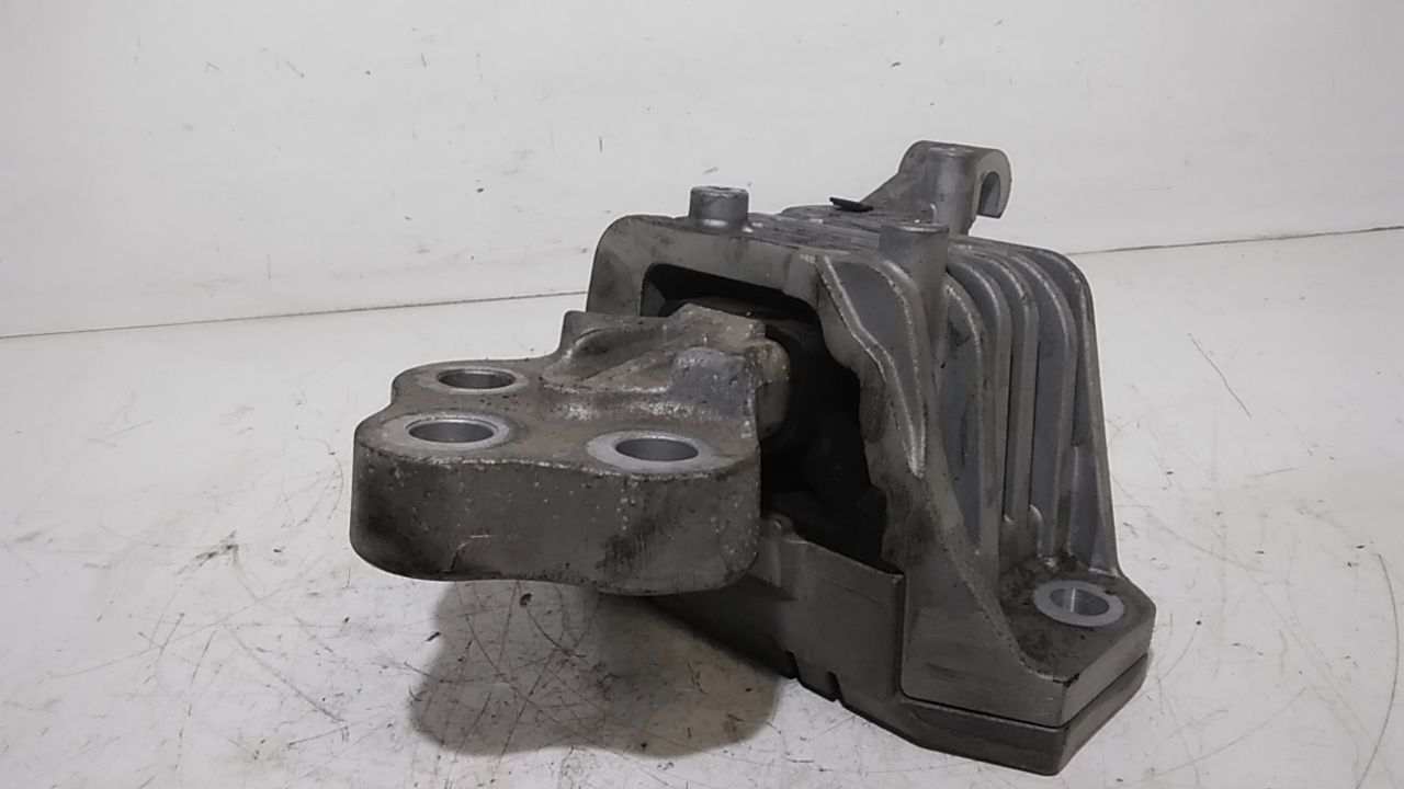 Piastra Alloggiamento Supporto Motore (Con Eventuale Bielletta O Tirante Associato) Usato